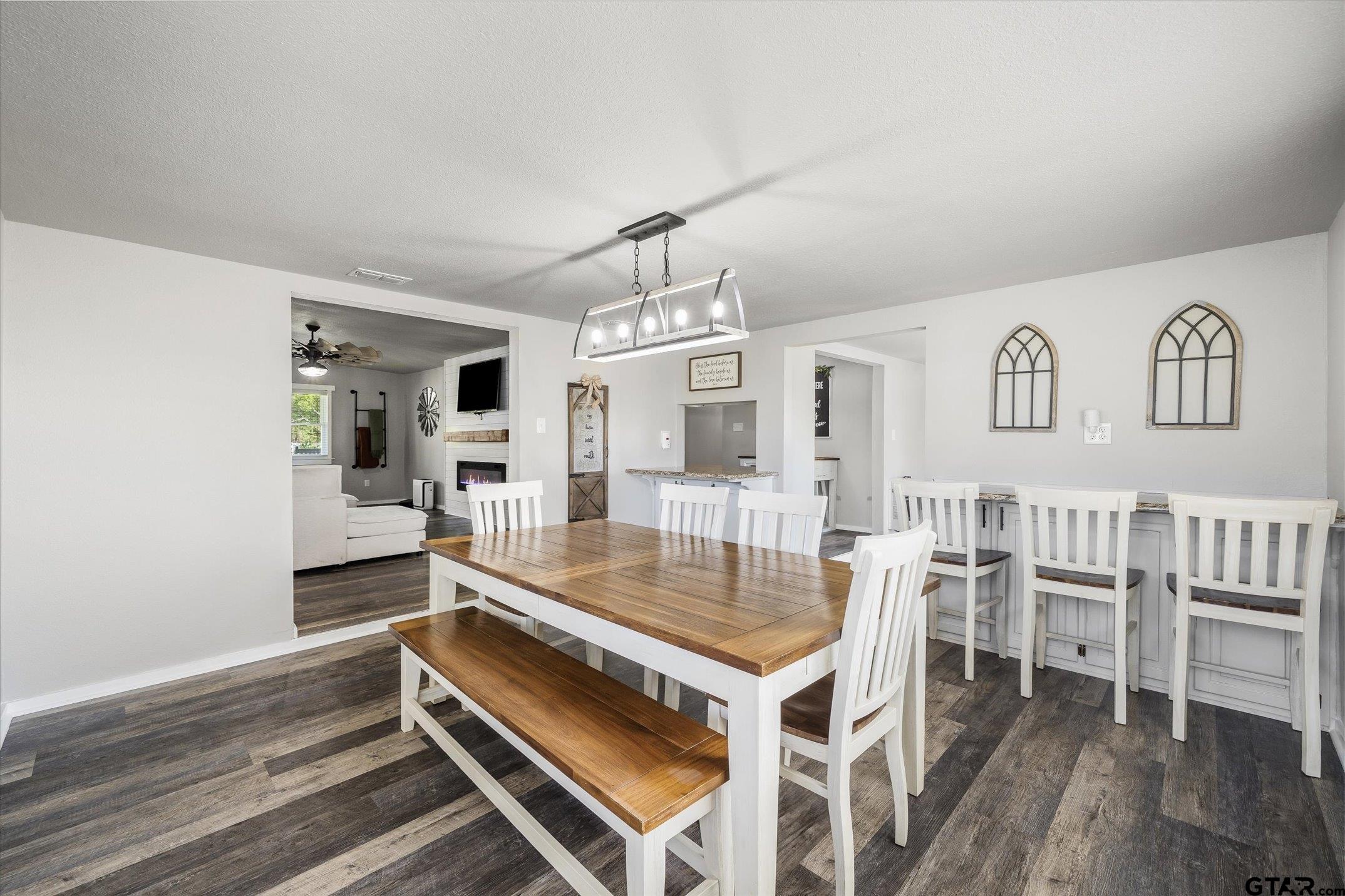 1216 VZ County Road 1211