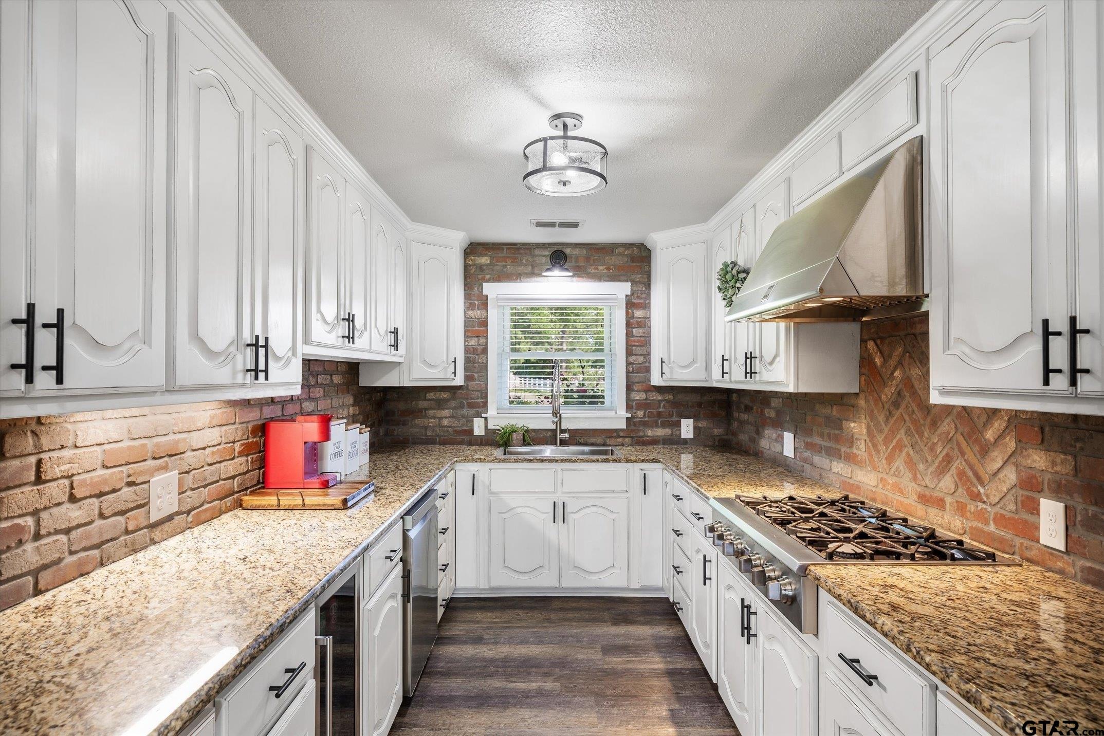 1216 VZ County Road 1211