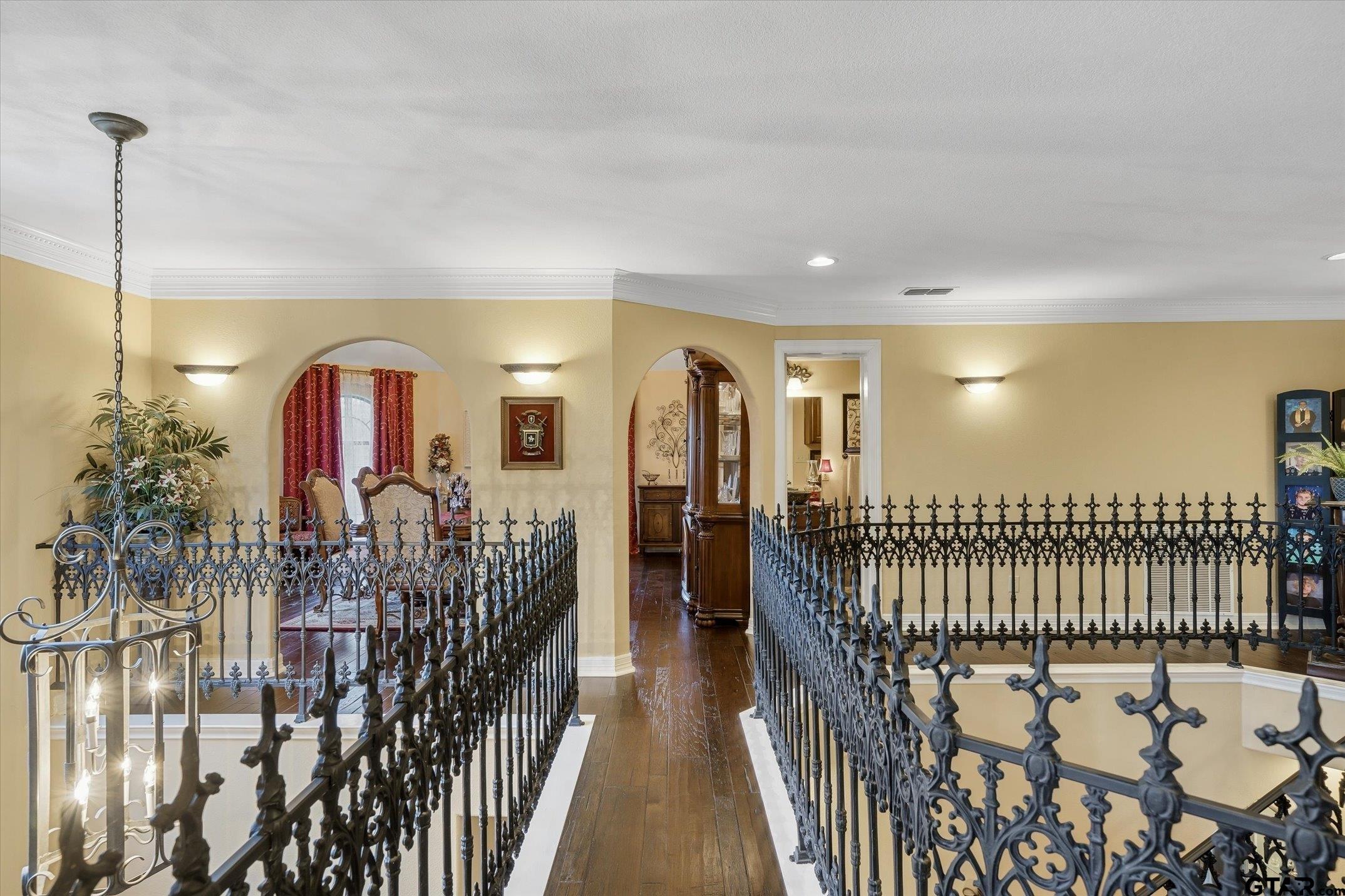 1056 County Road 3810