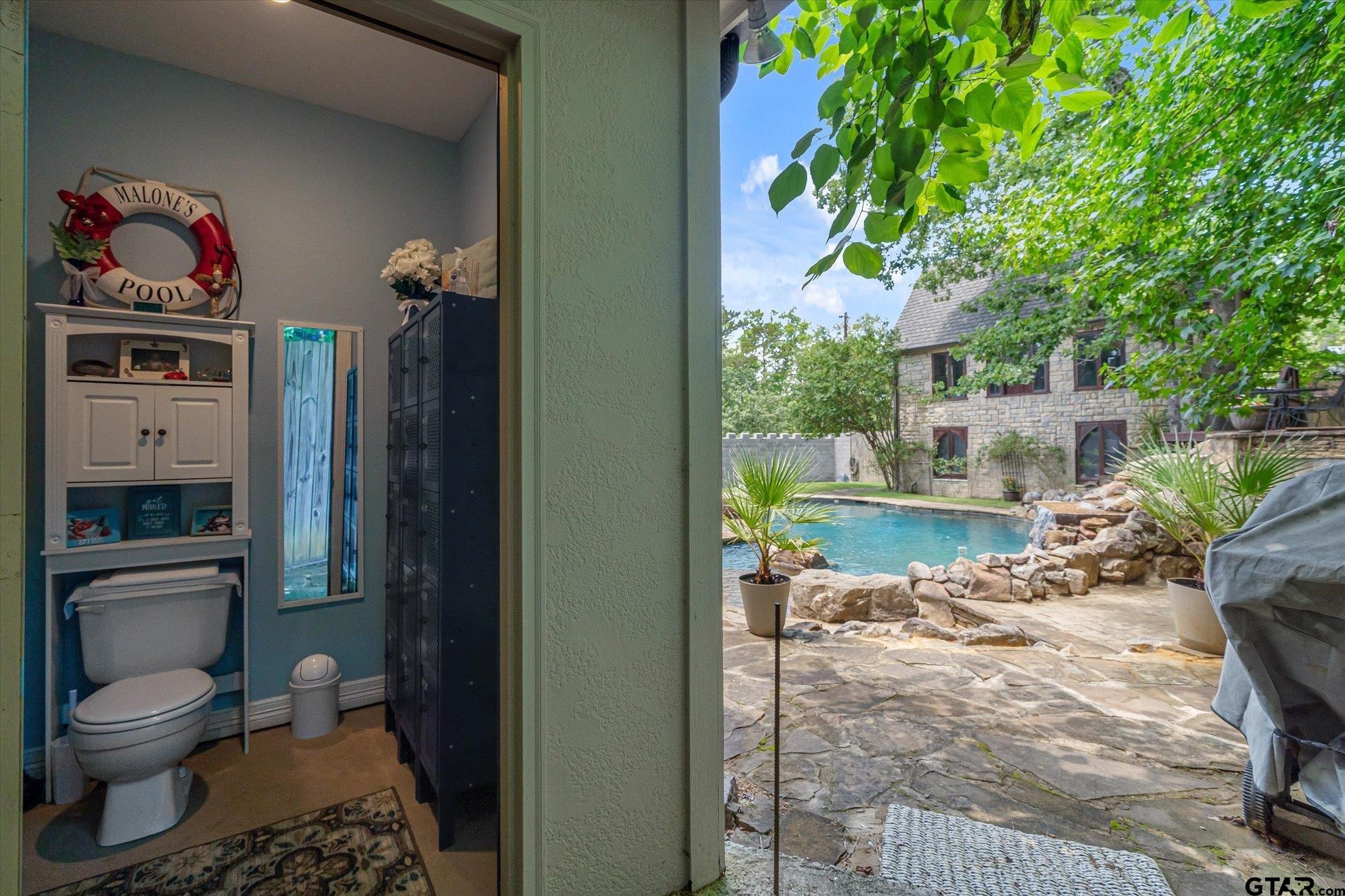 1056 County Road 3810