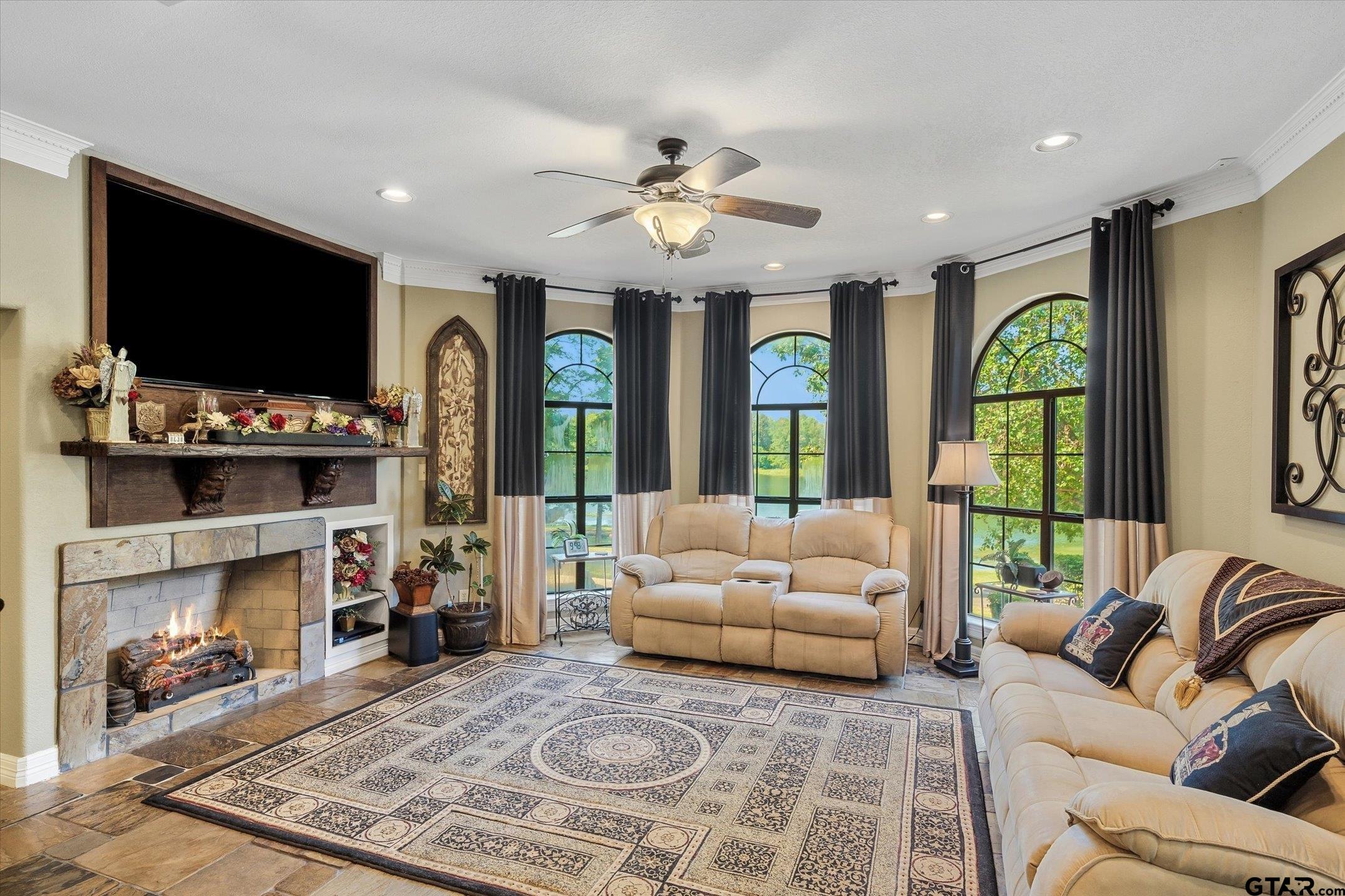 1056 County Road 3810