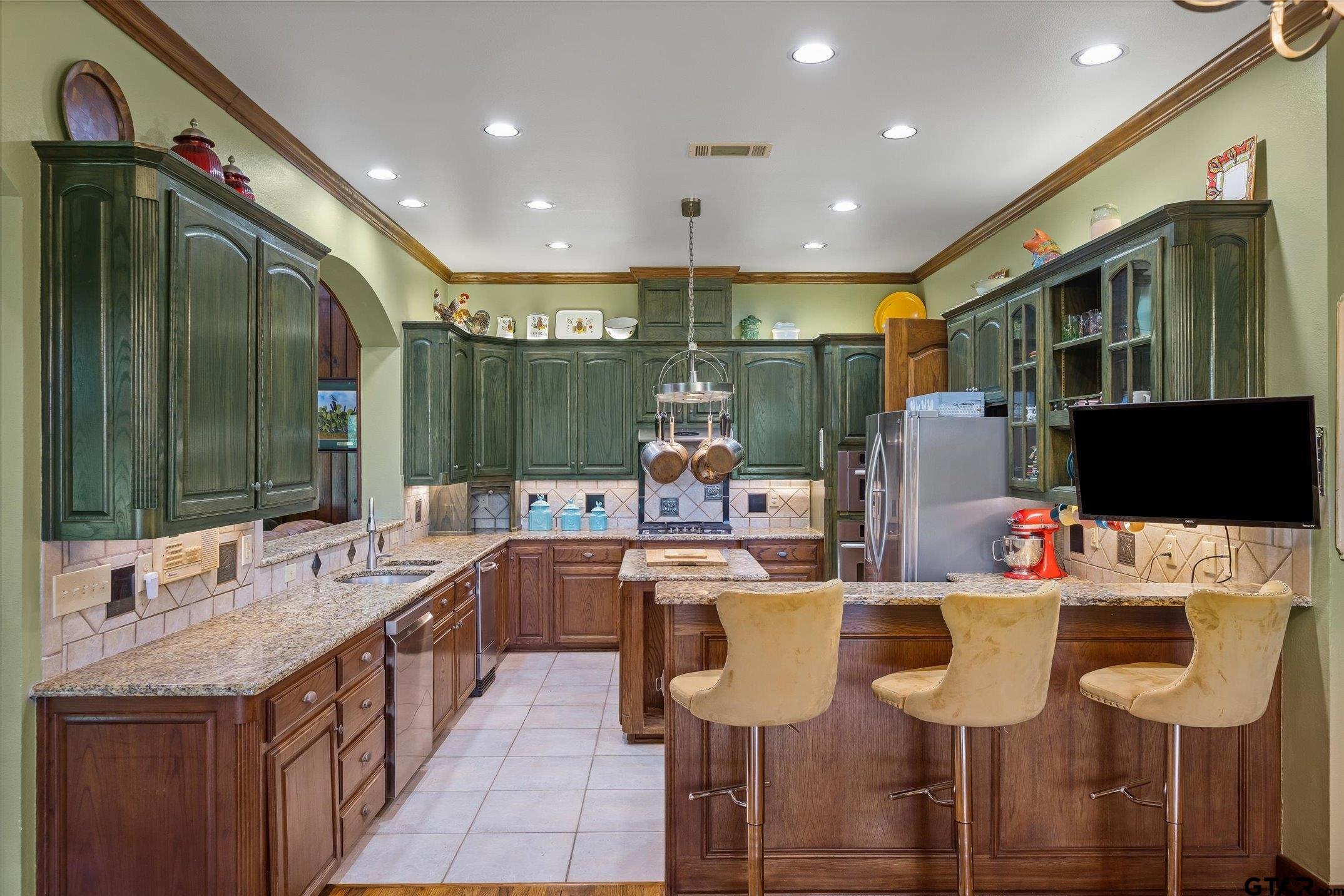 543 County Road 1170