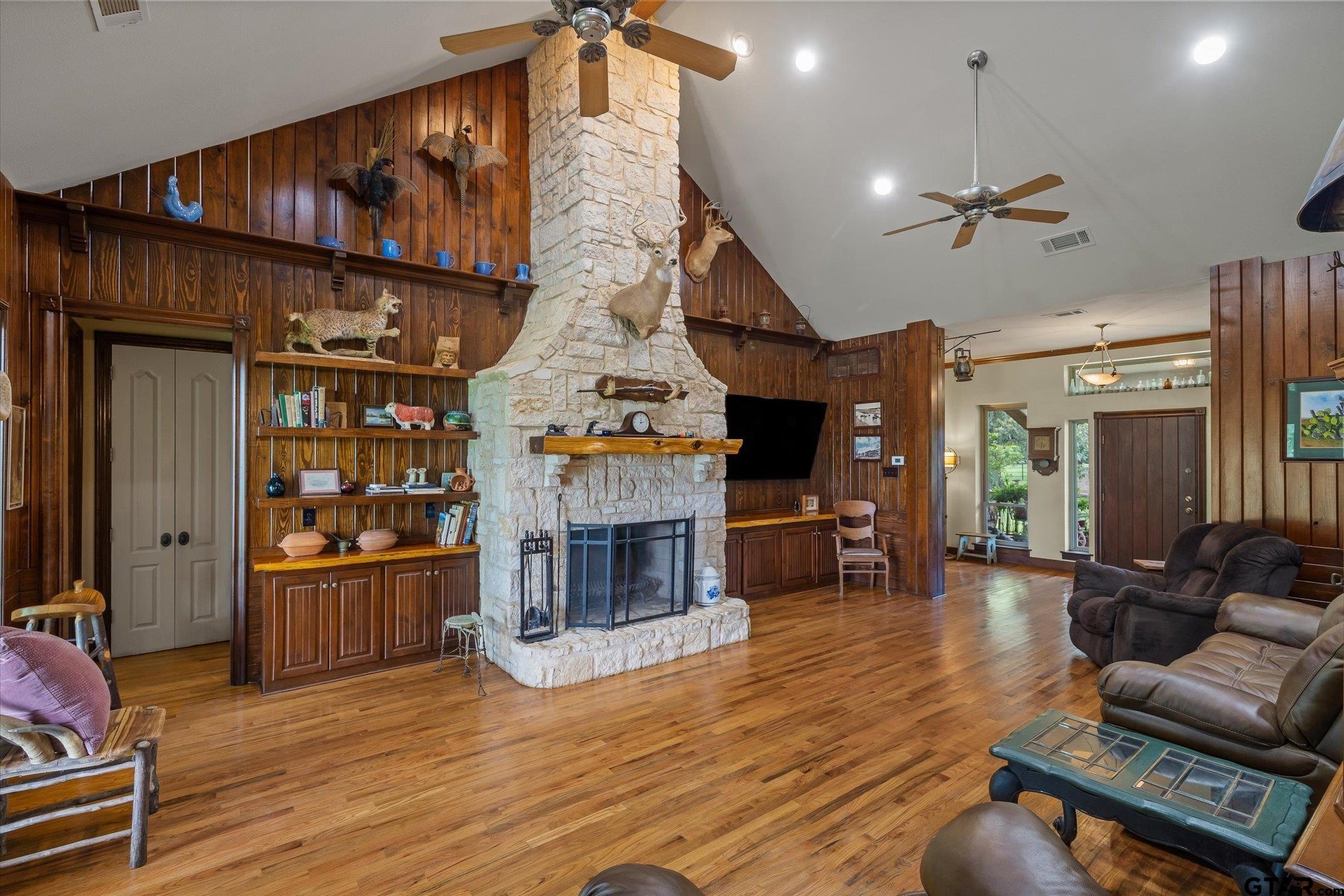 543 County Road 1170