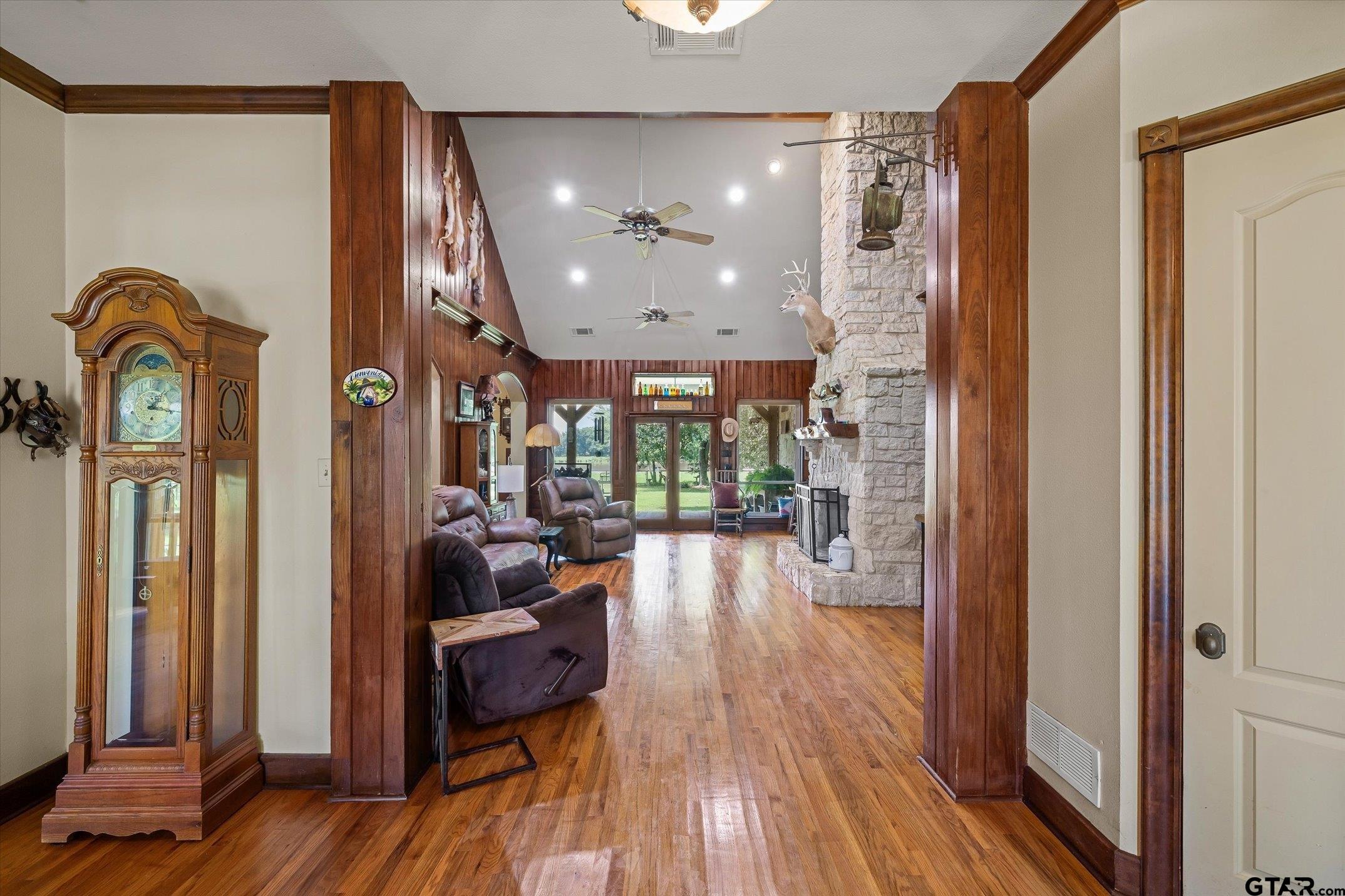 543 County Road 1170