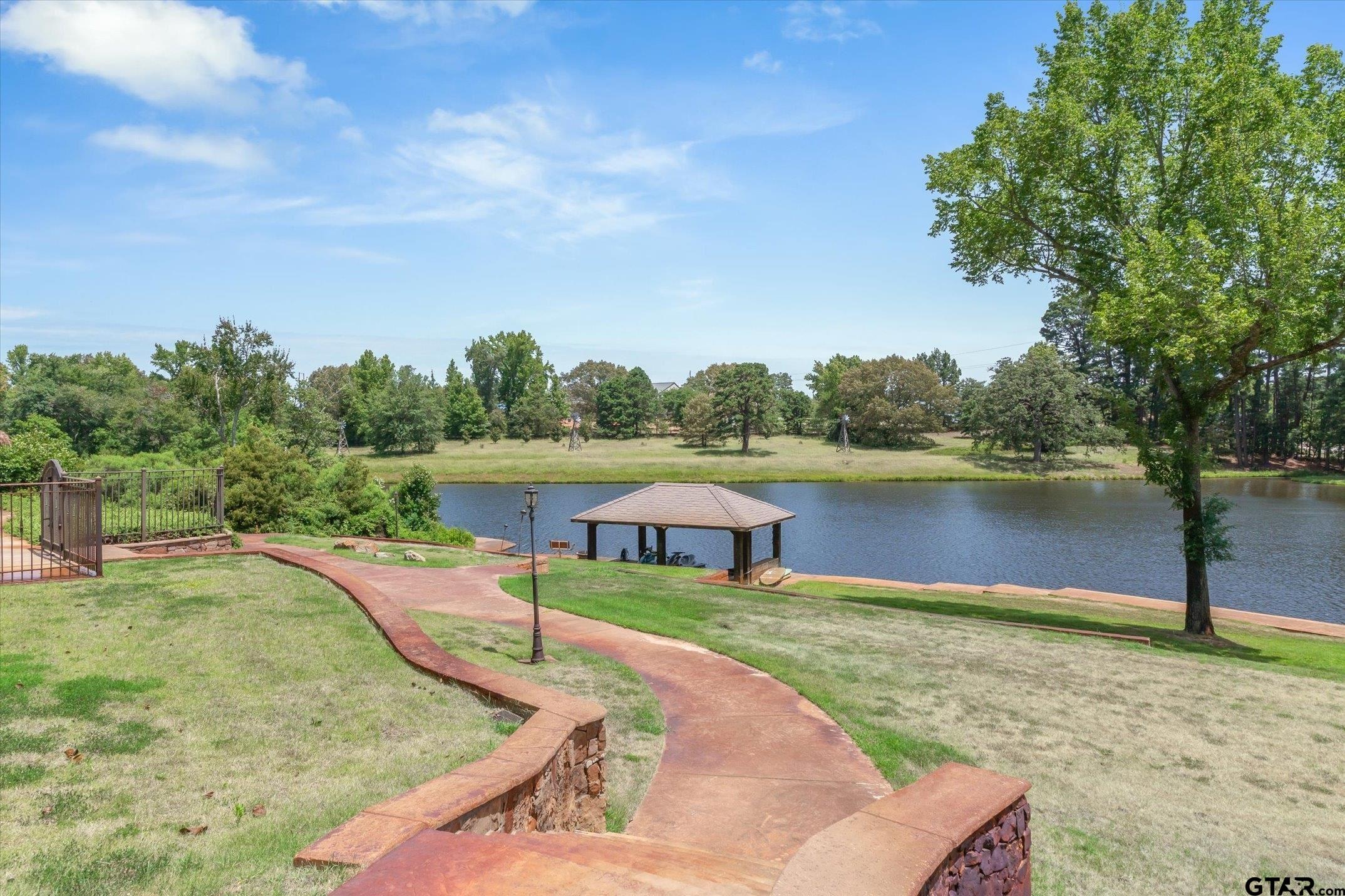 15381 County Road 463