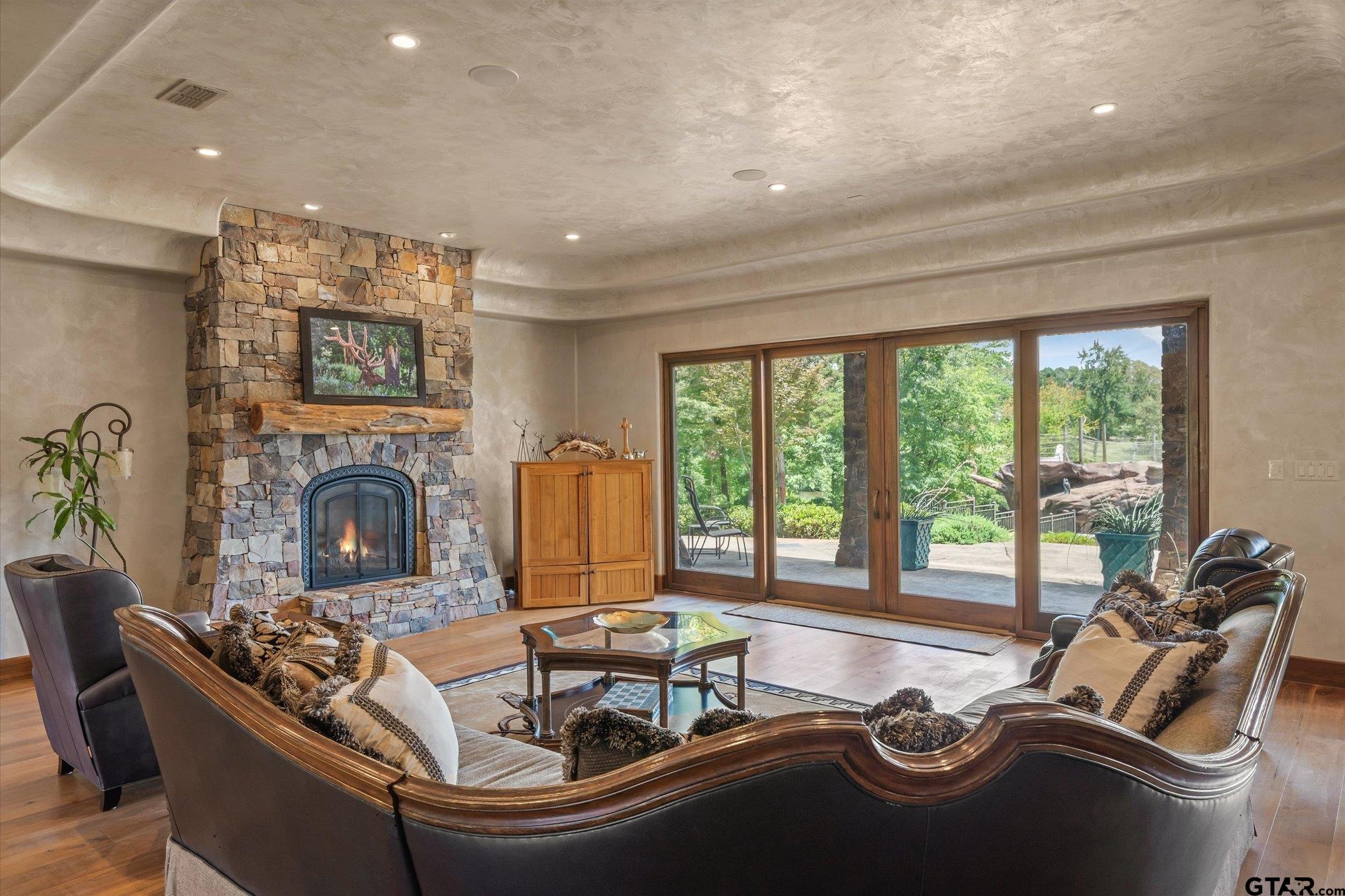 15381 County Road 463