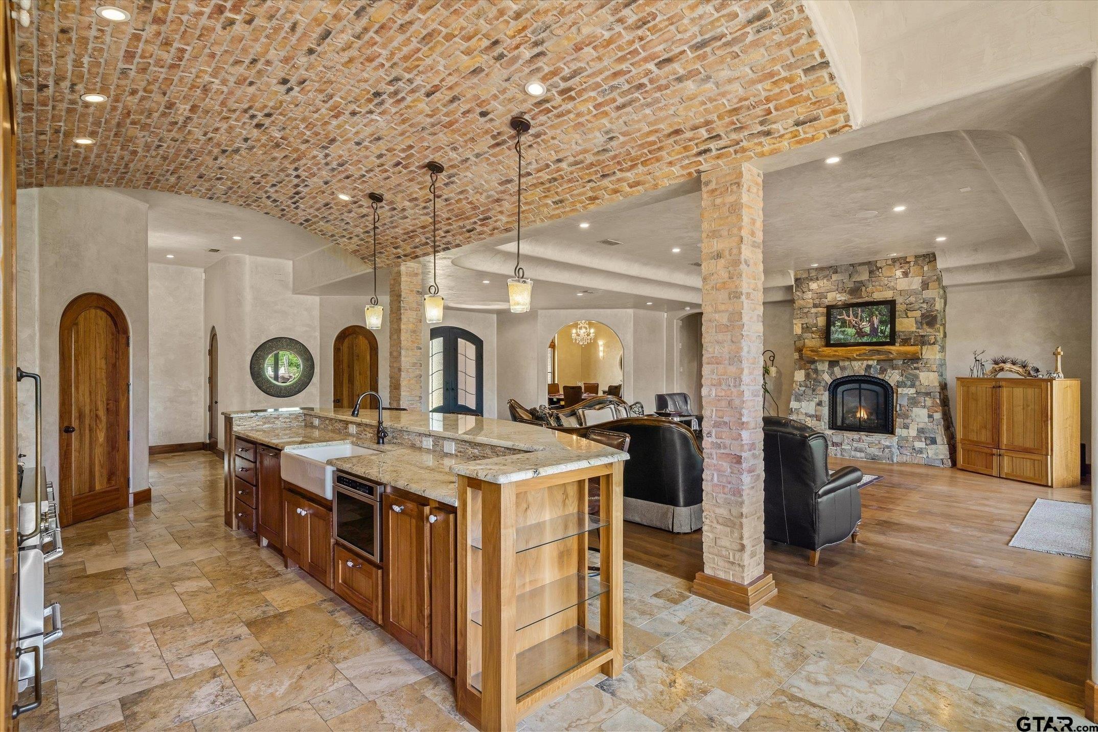 15381 County Road 463