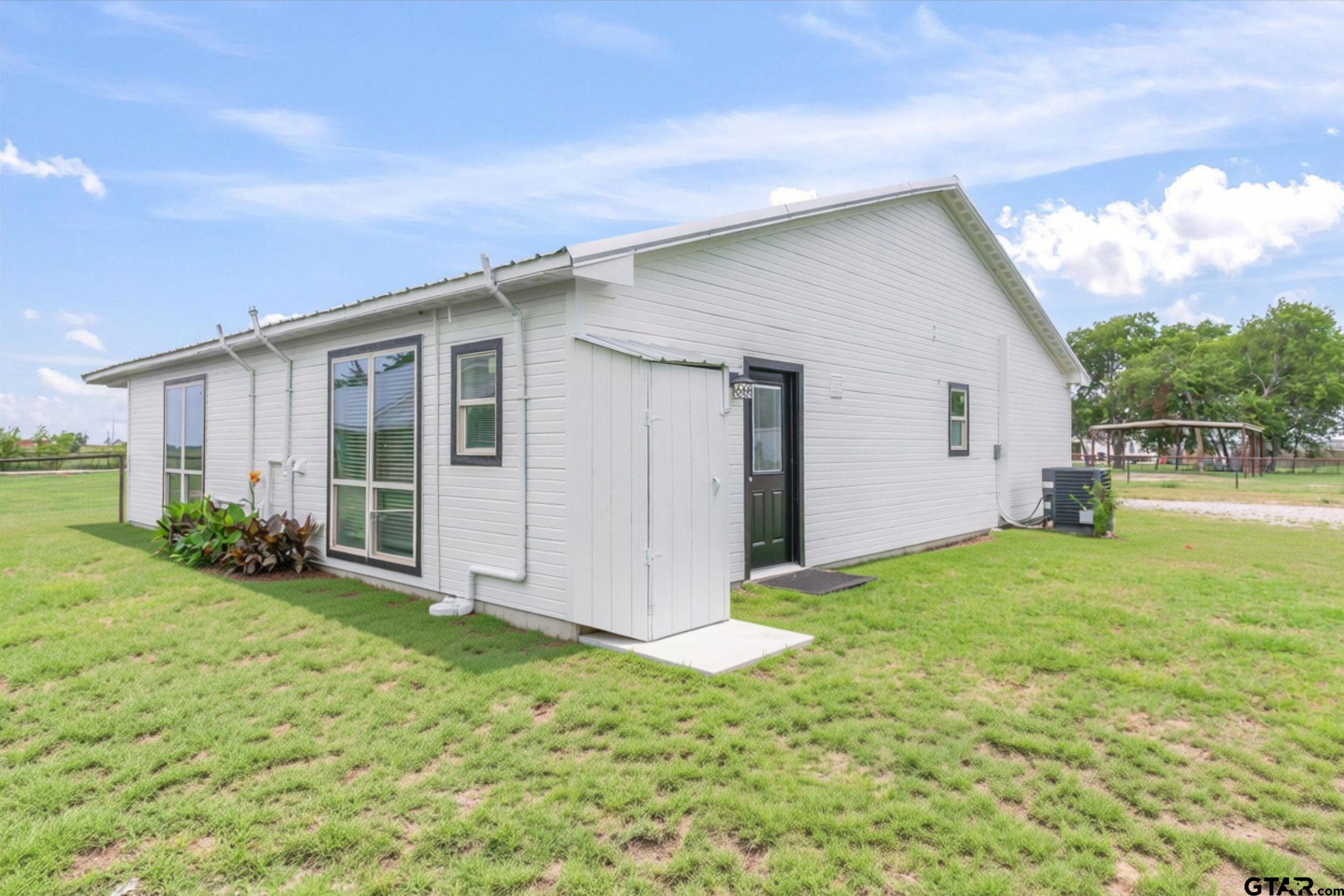 6128 N FM 148
