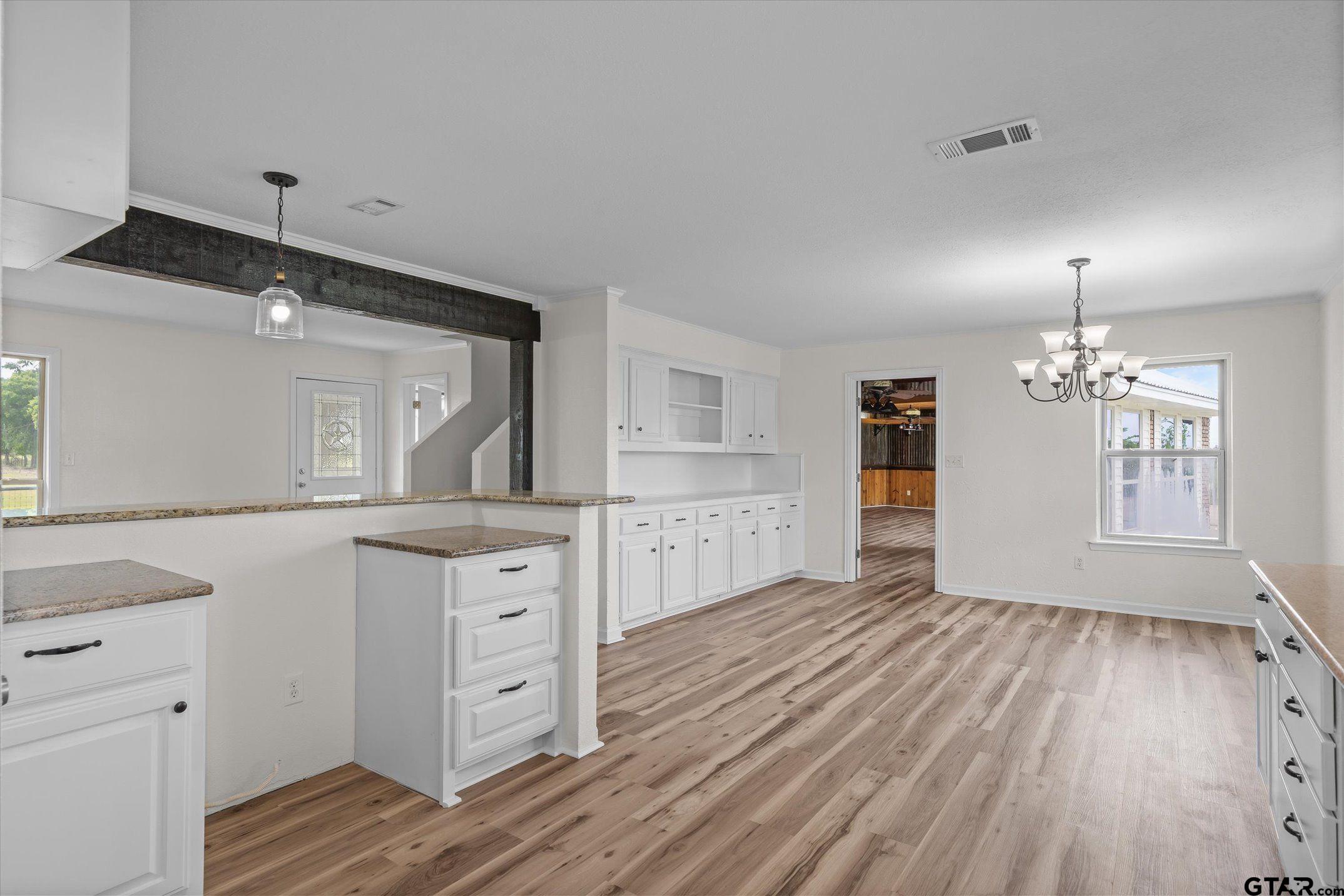 6128 N FM 148