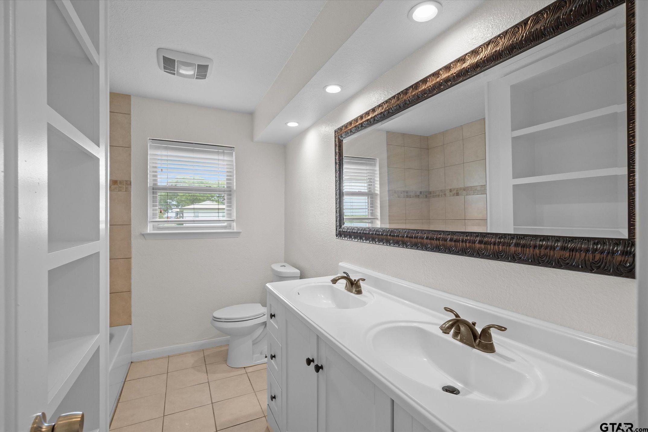 6128 N FM 148