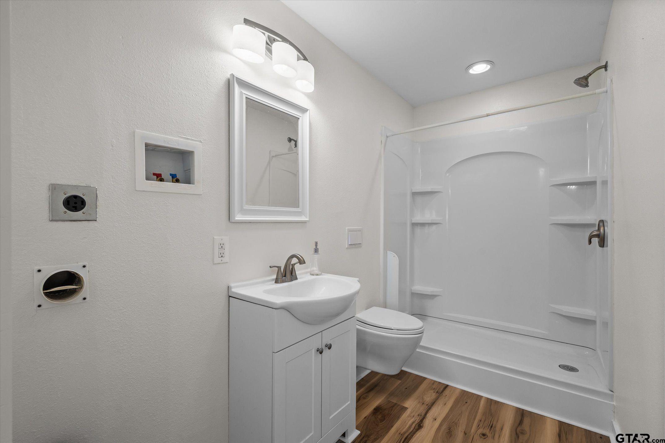 6128 N FM 148