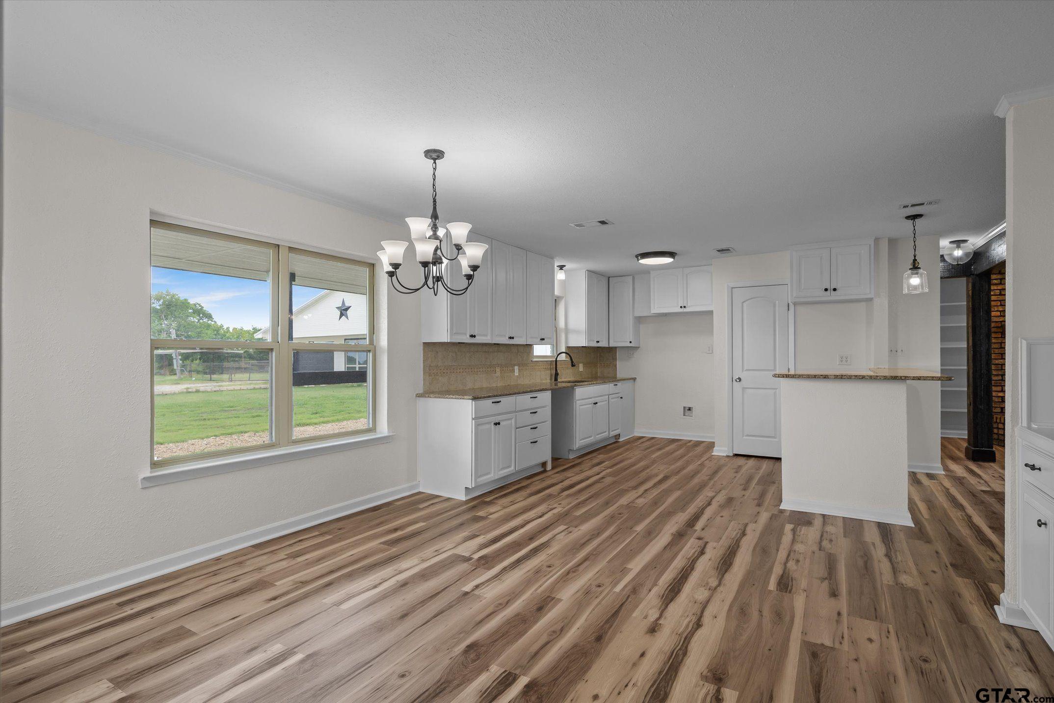 6128 N FM 148