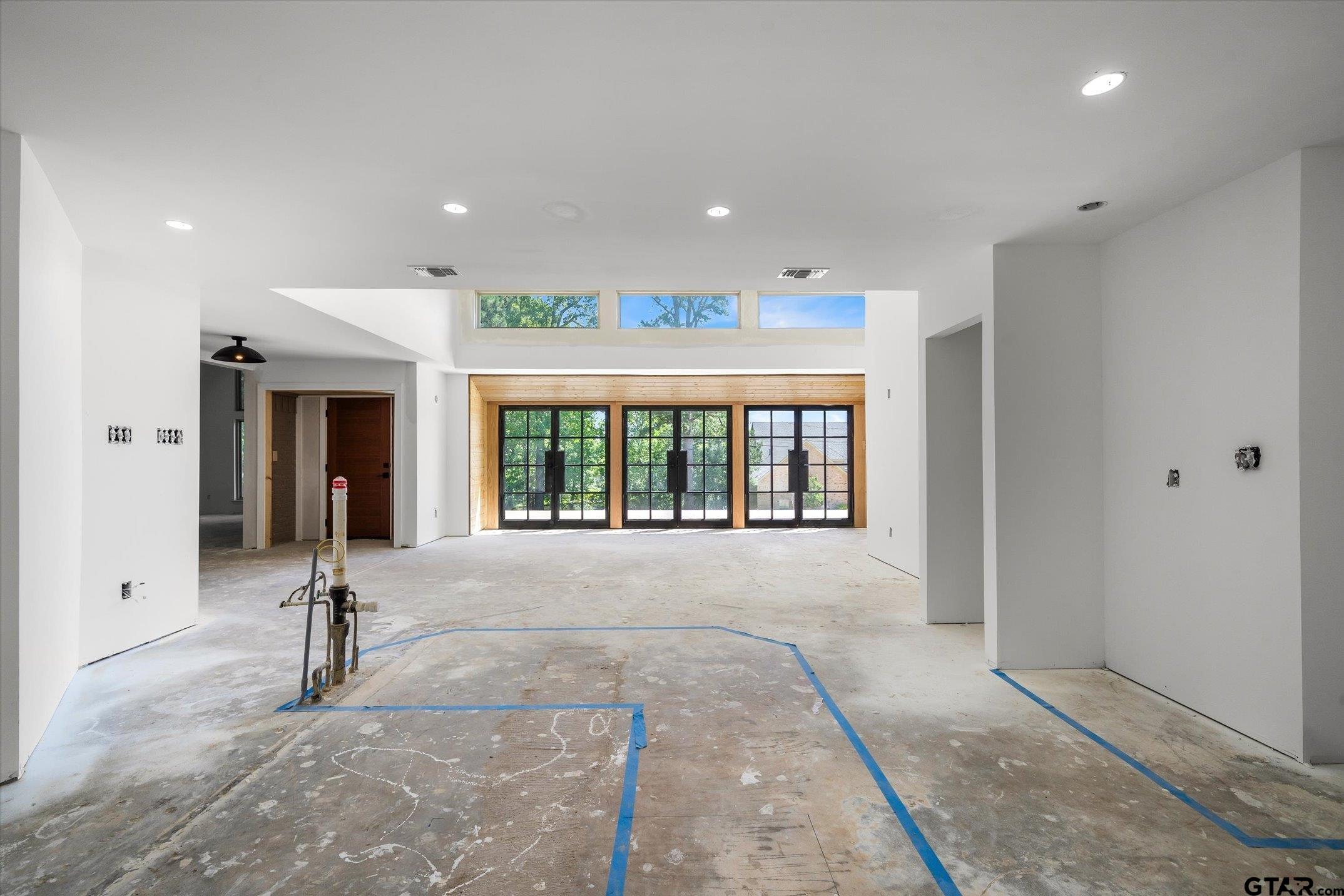 1428 Lakeshore Drive