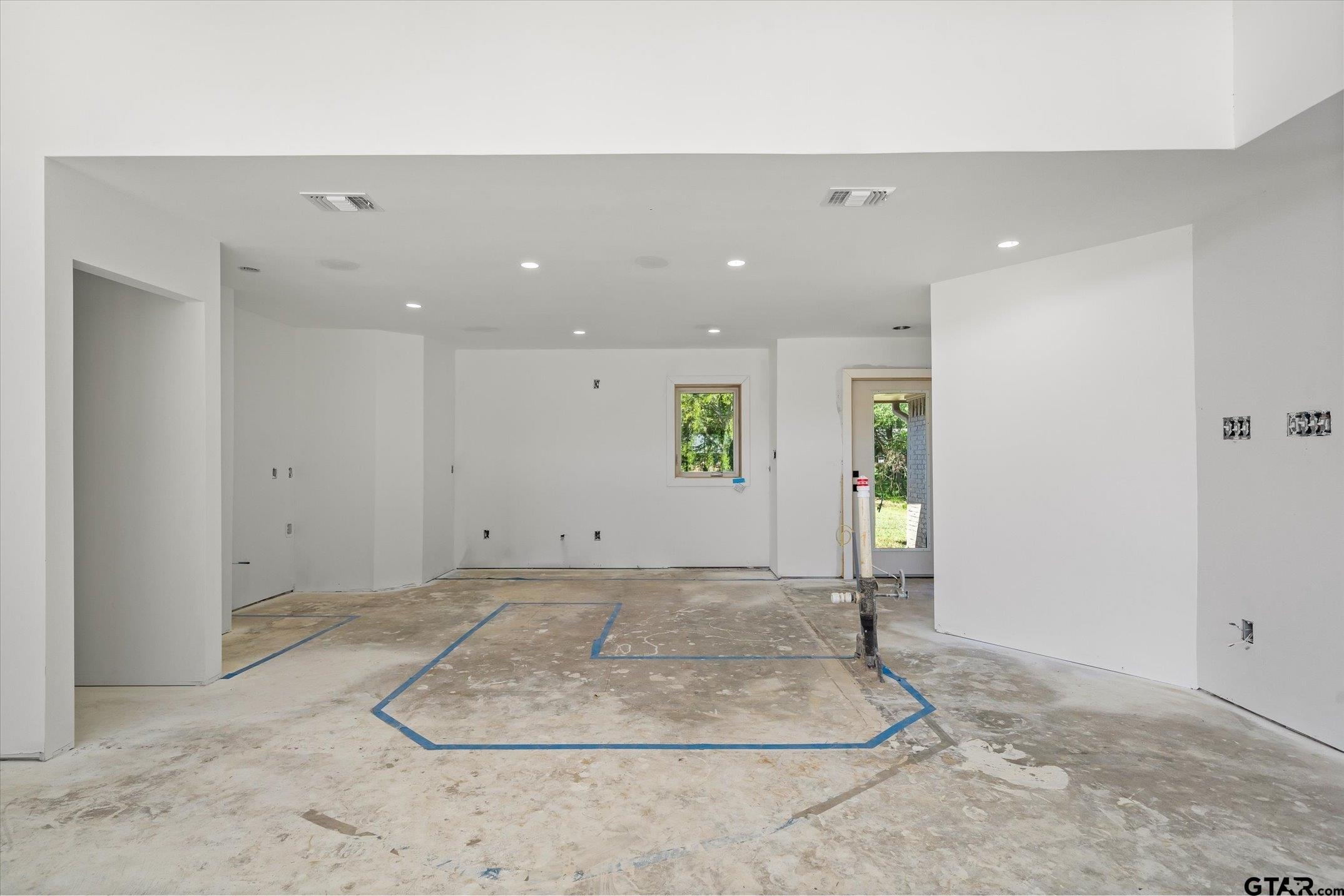1428 Lakeshore Drive