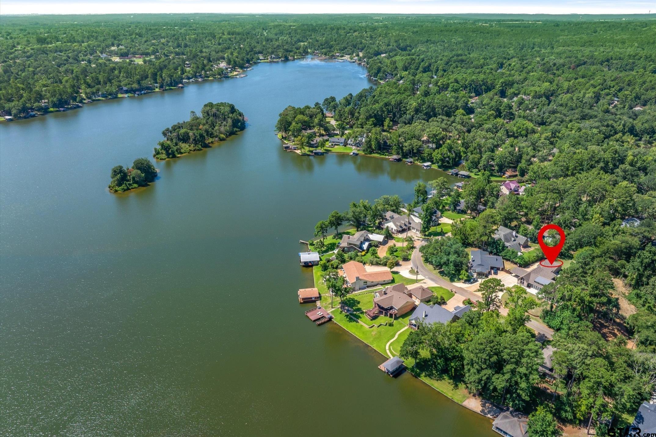 1428 Lakeshore Drive