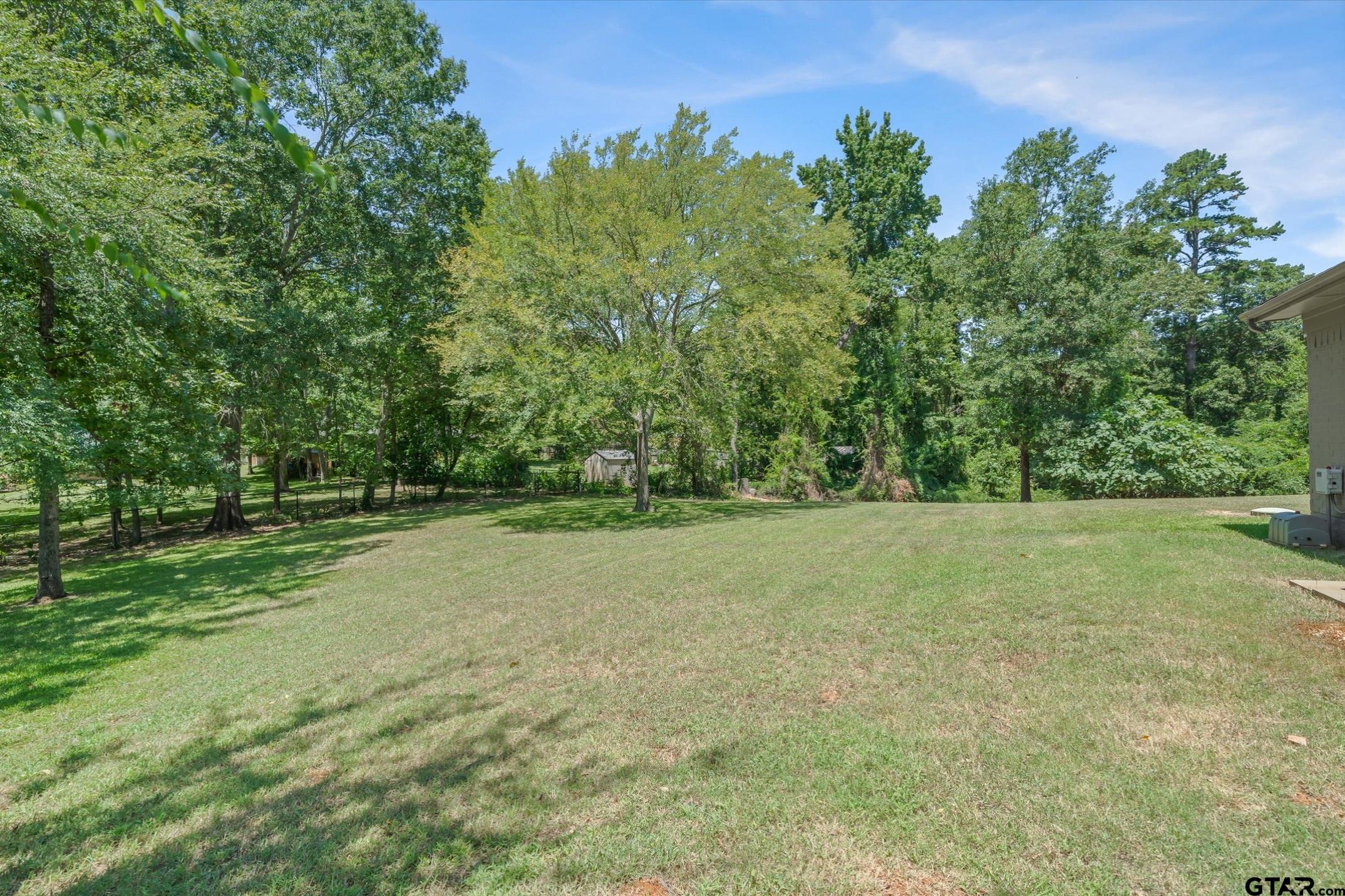 1428 Lakeshore Drive