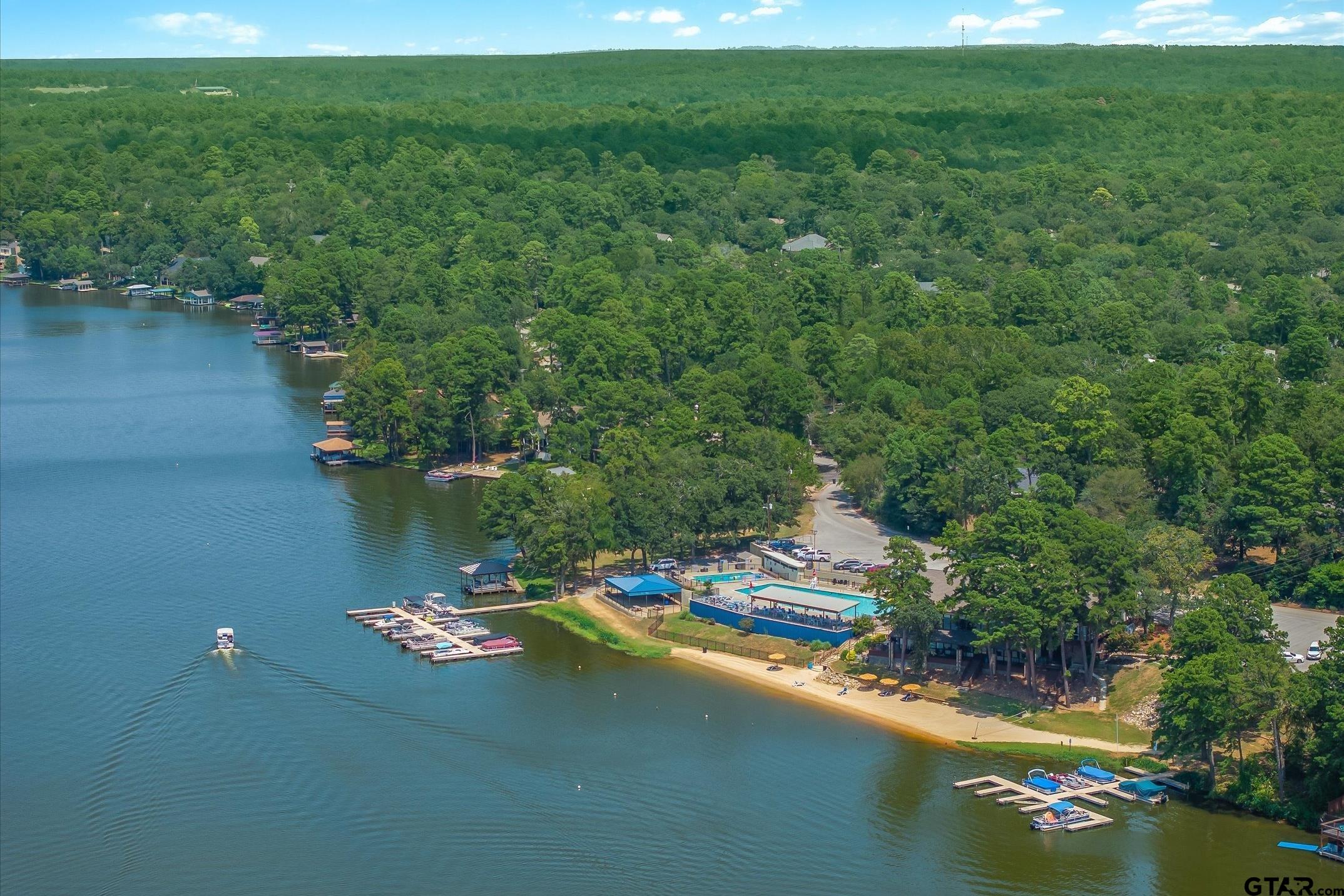 1428 Lakeshore Drive
