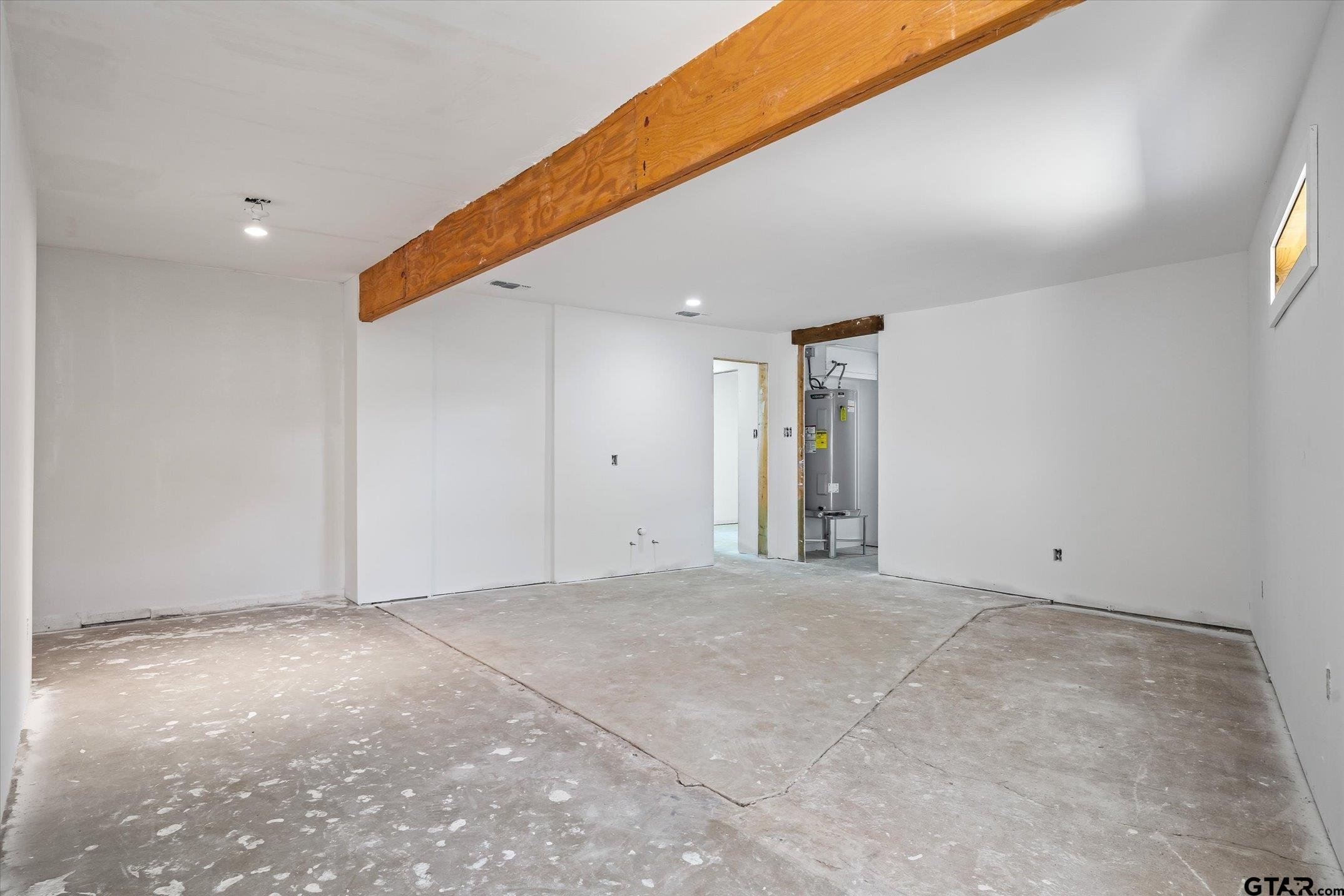1428 Lakeshore Drive