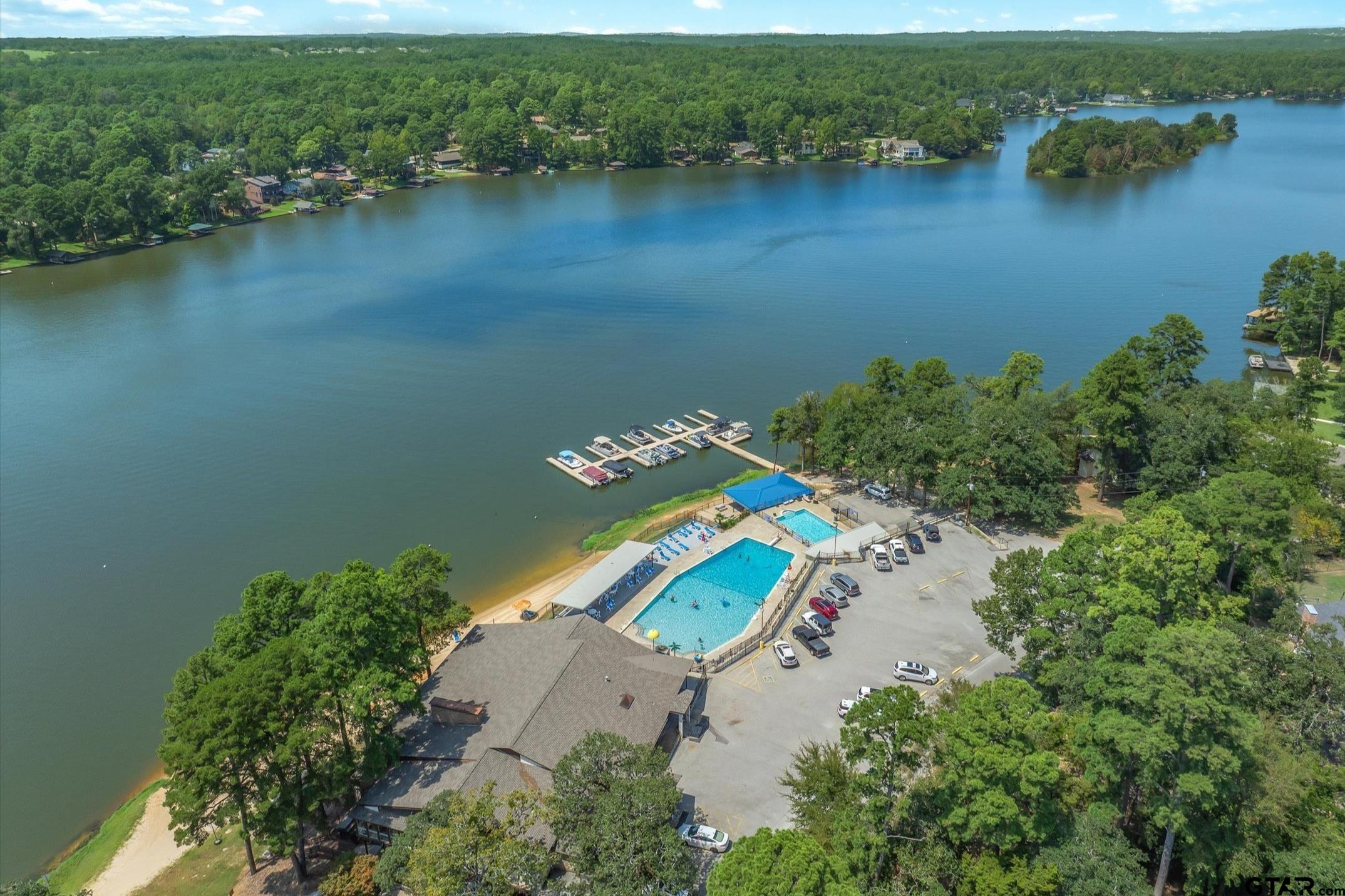 1428 Lakeshore Drive