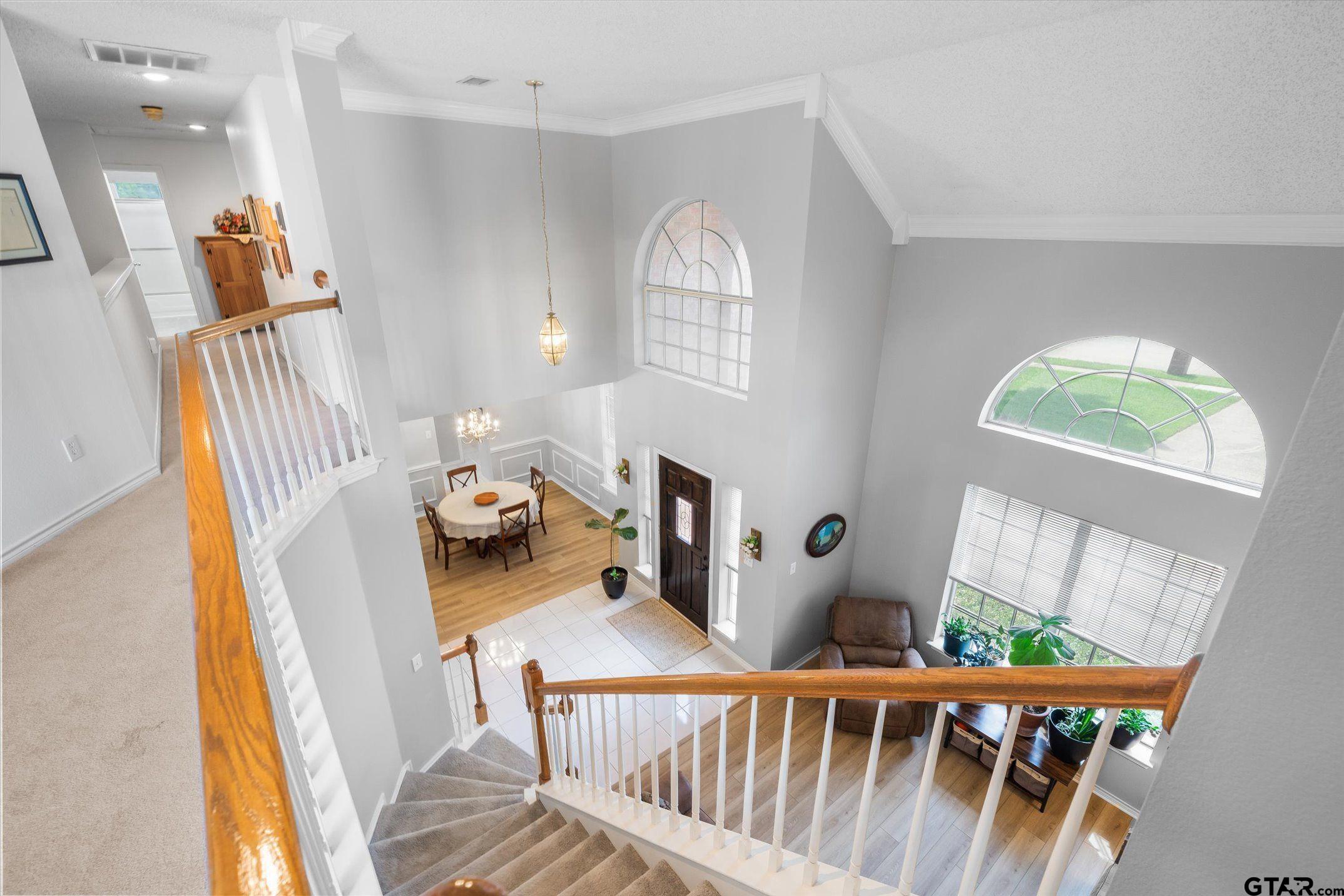 2113 Blackfoot Trail
