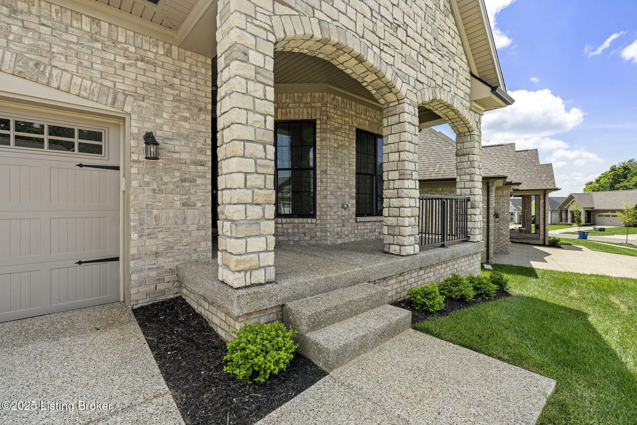 11616 Victoria Falls Ln