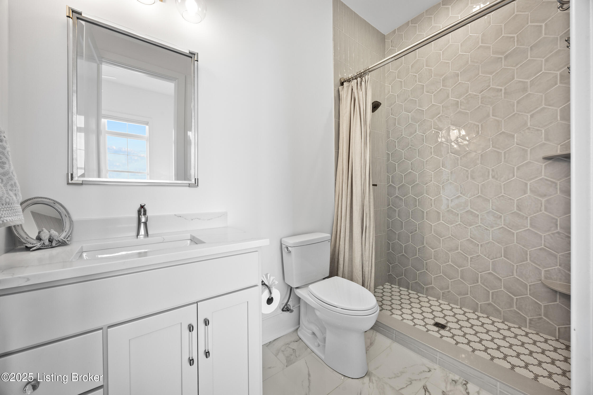 6102 Pierce Ct