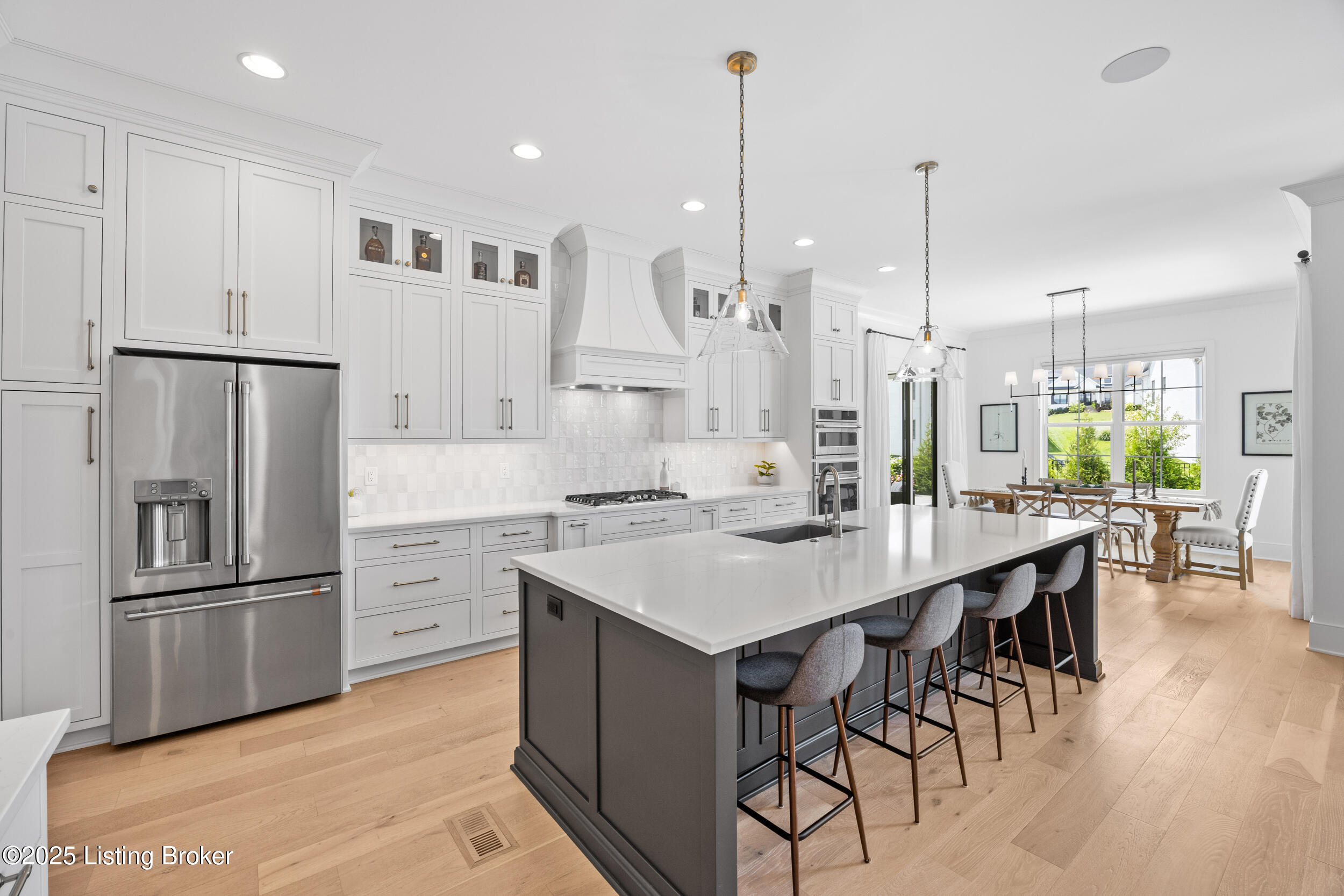 6102 Pierce Ct