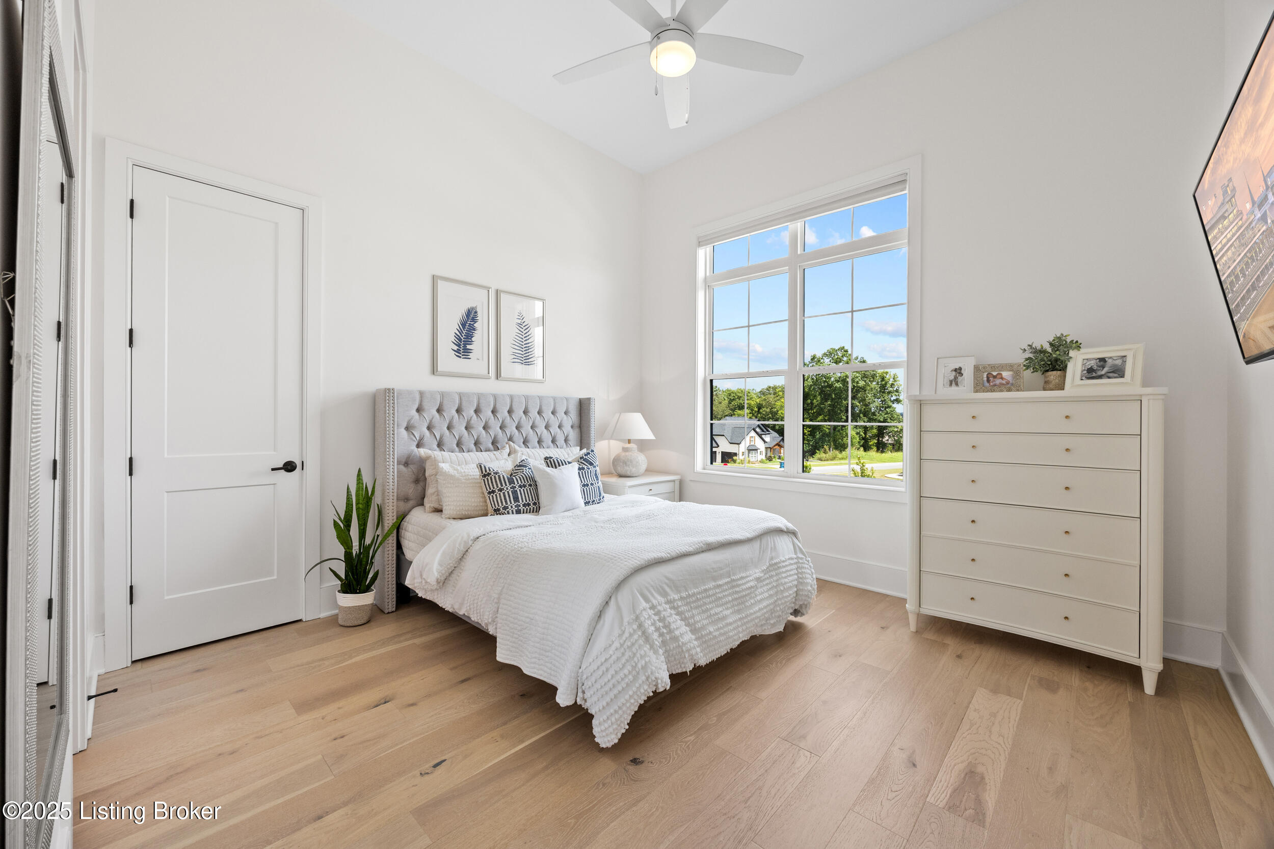 6102 Pierce Ct