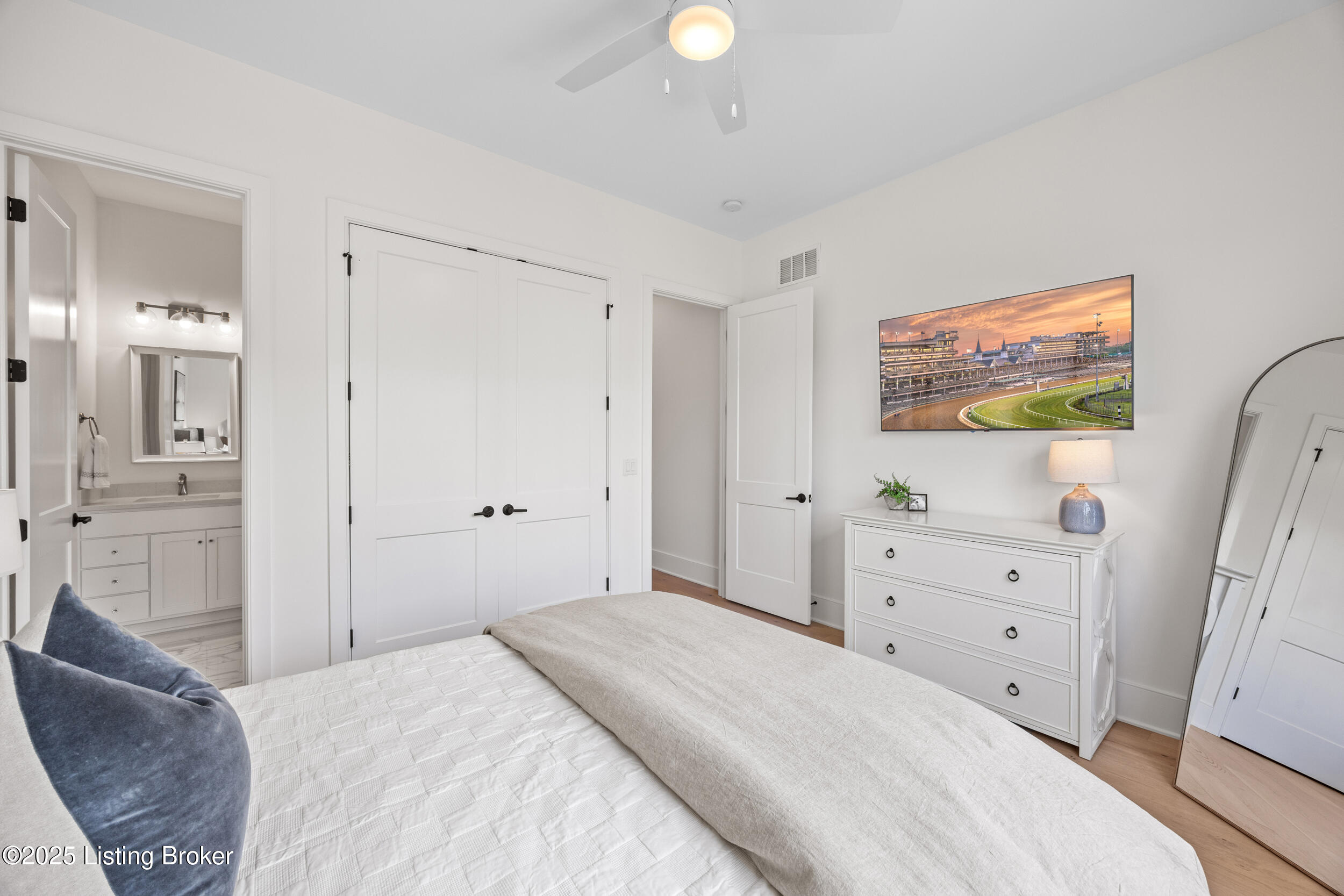 6102 Pierce Ct