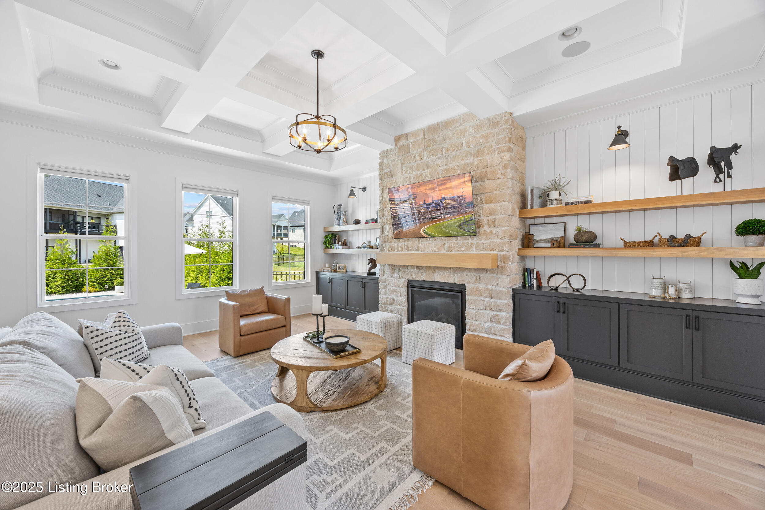 6102 Pierce Ct