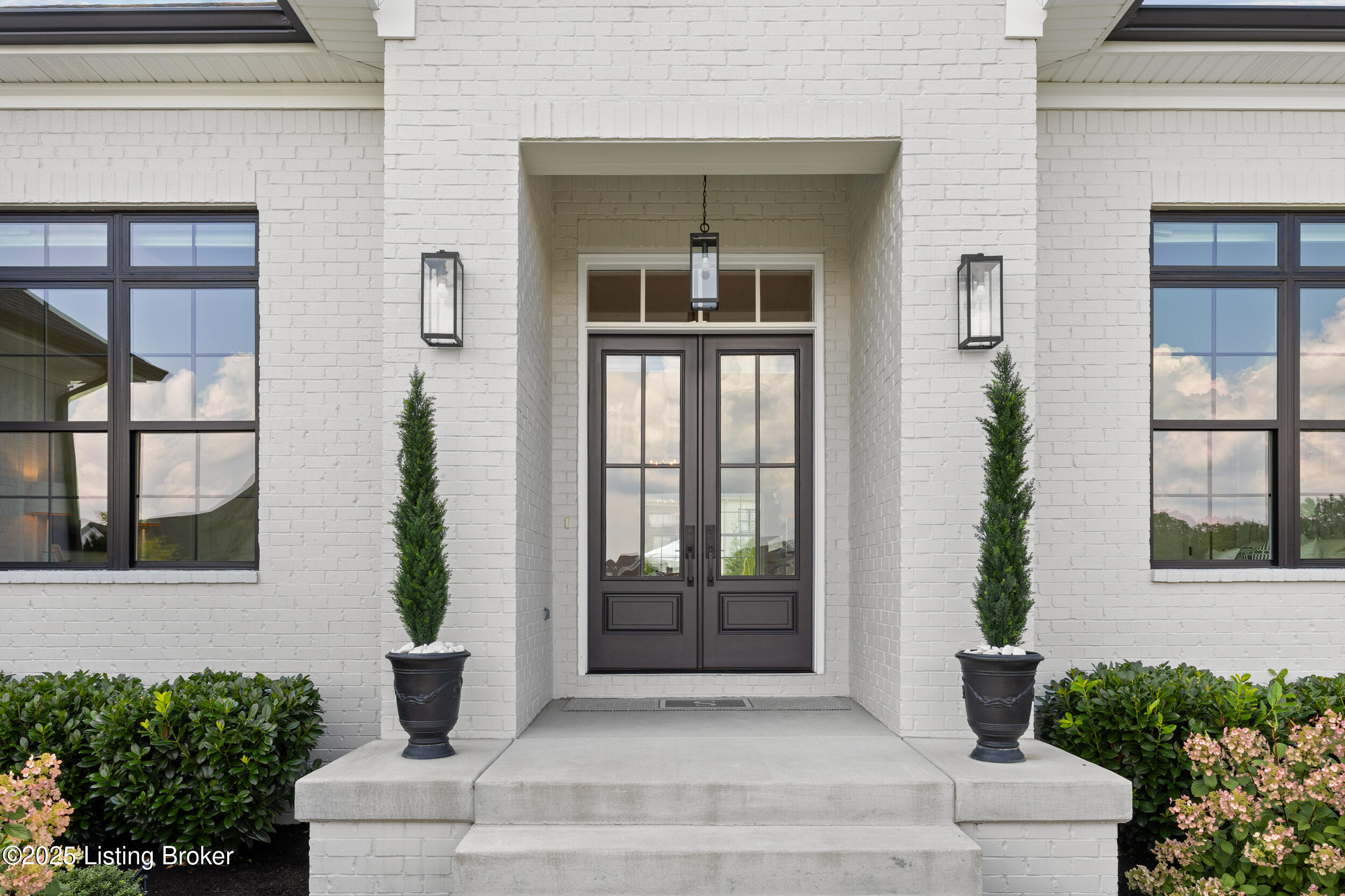 6102 Pierce Ct