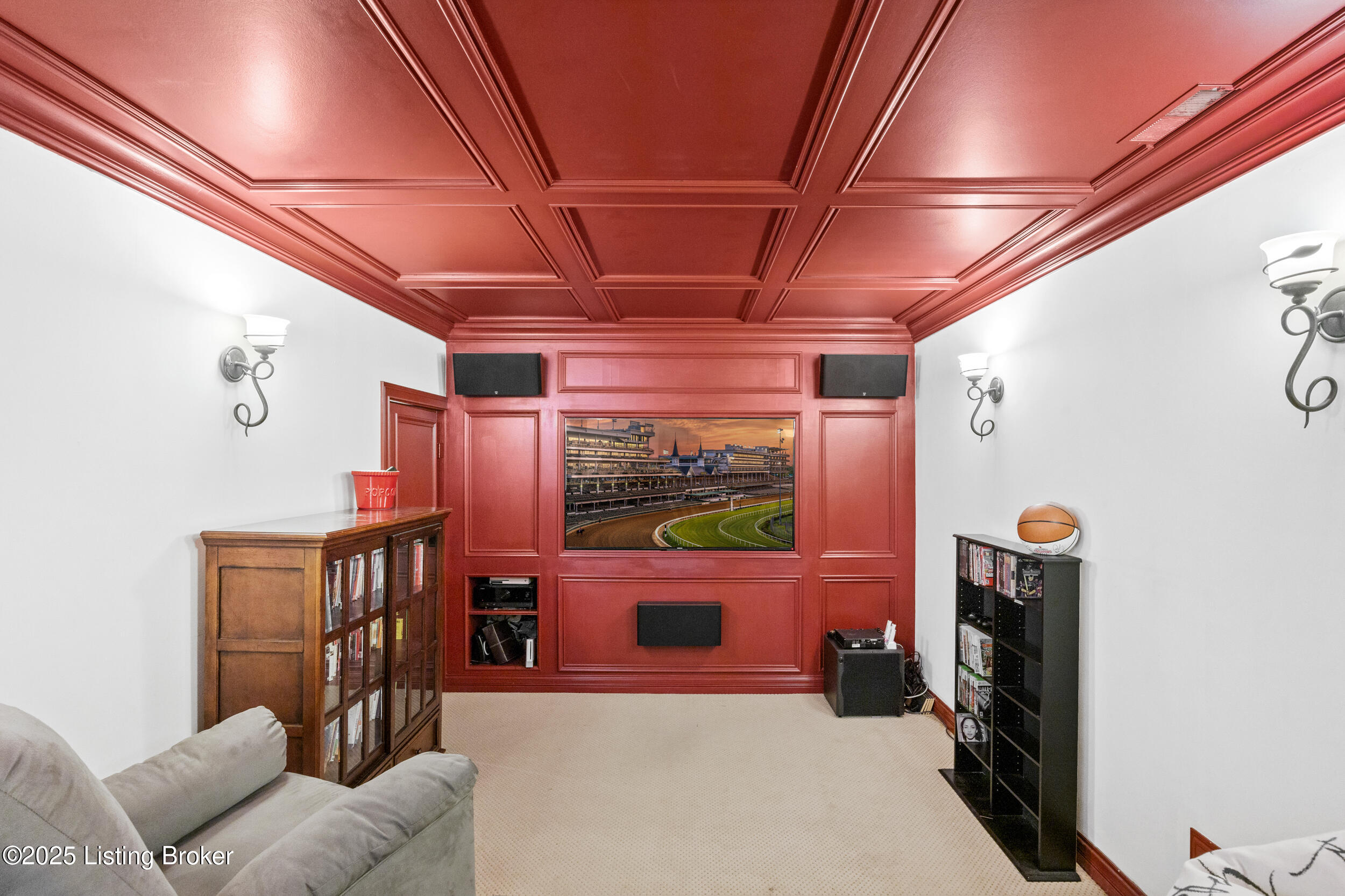2341 Ash Ave