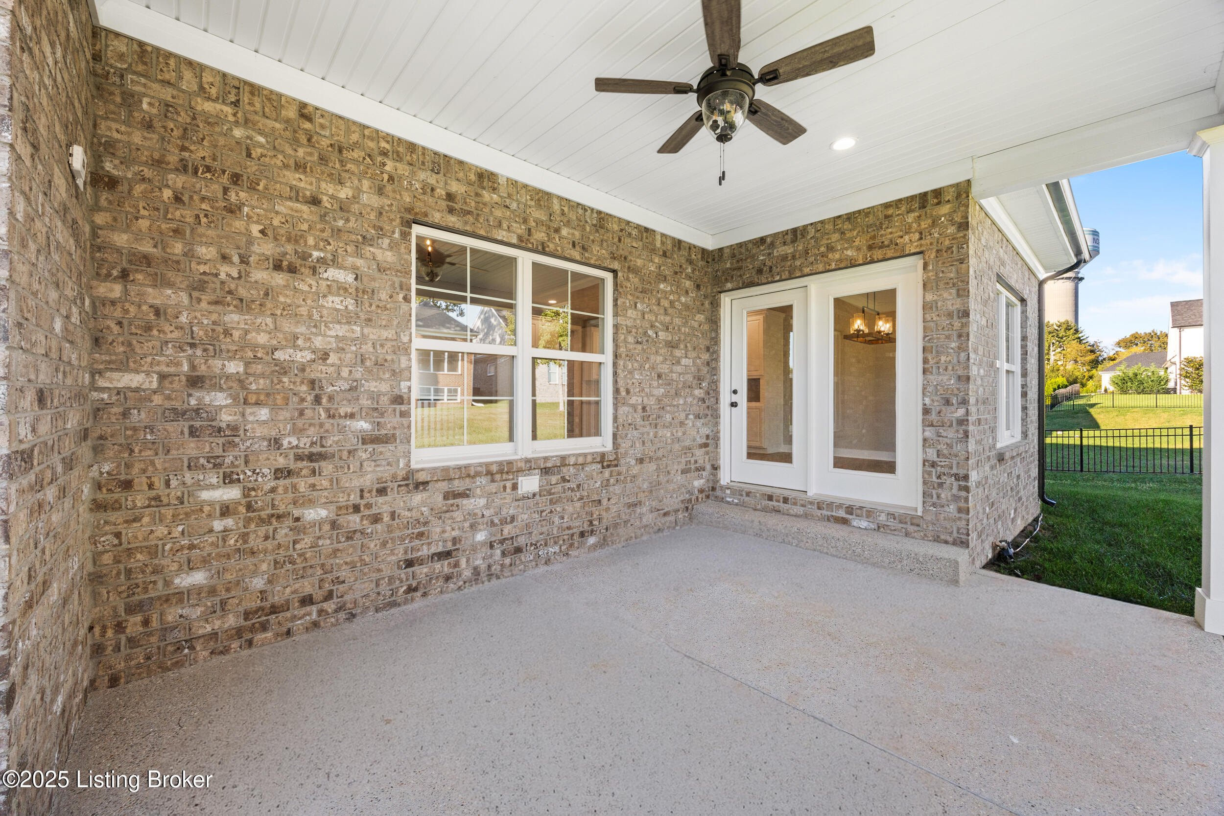 1630 Harmony Pointe Cir