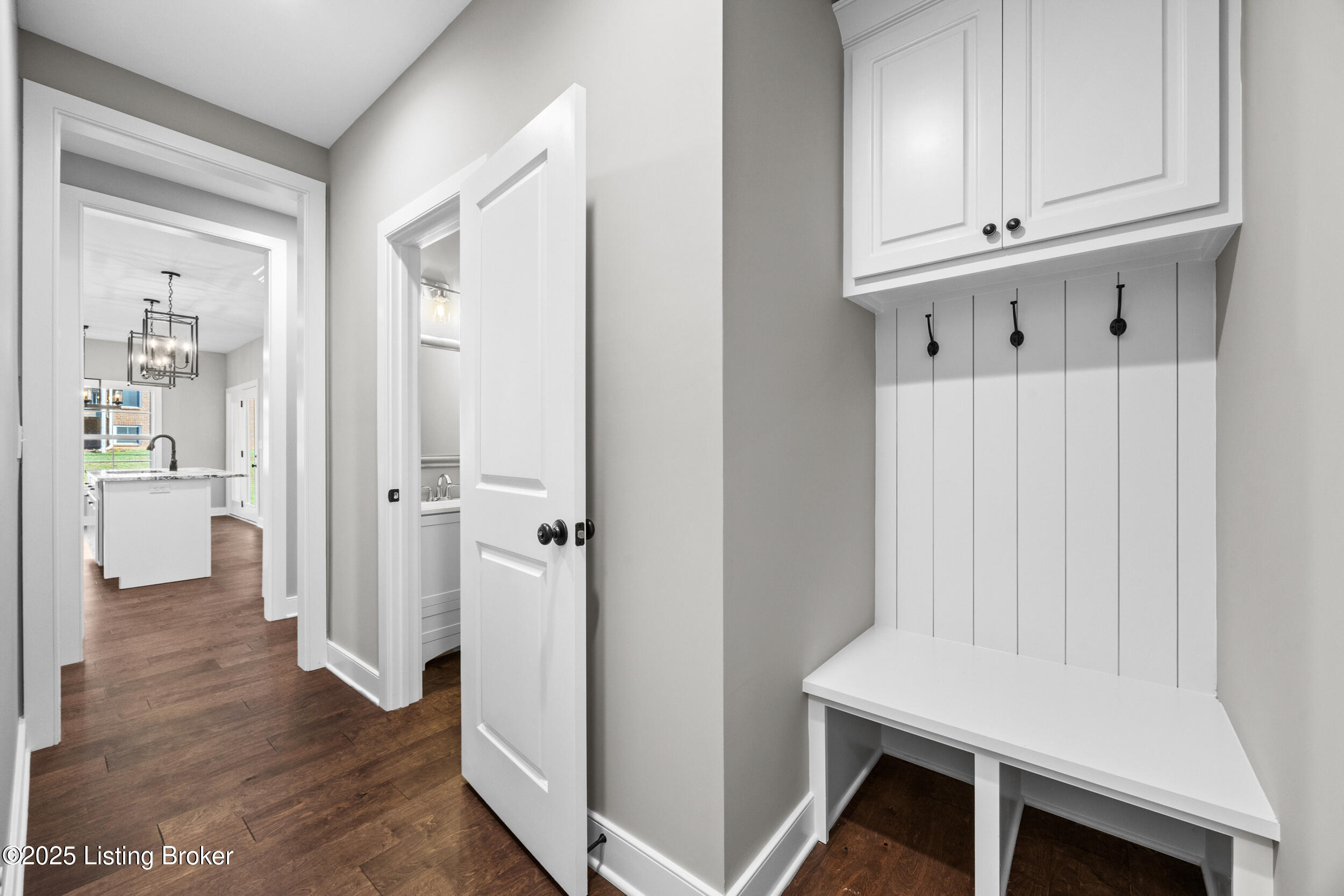 1630 Harmony Pointe Cir