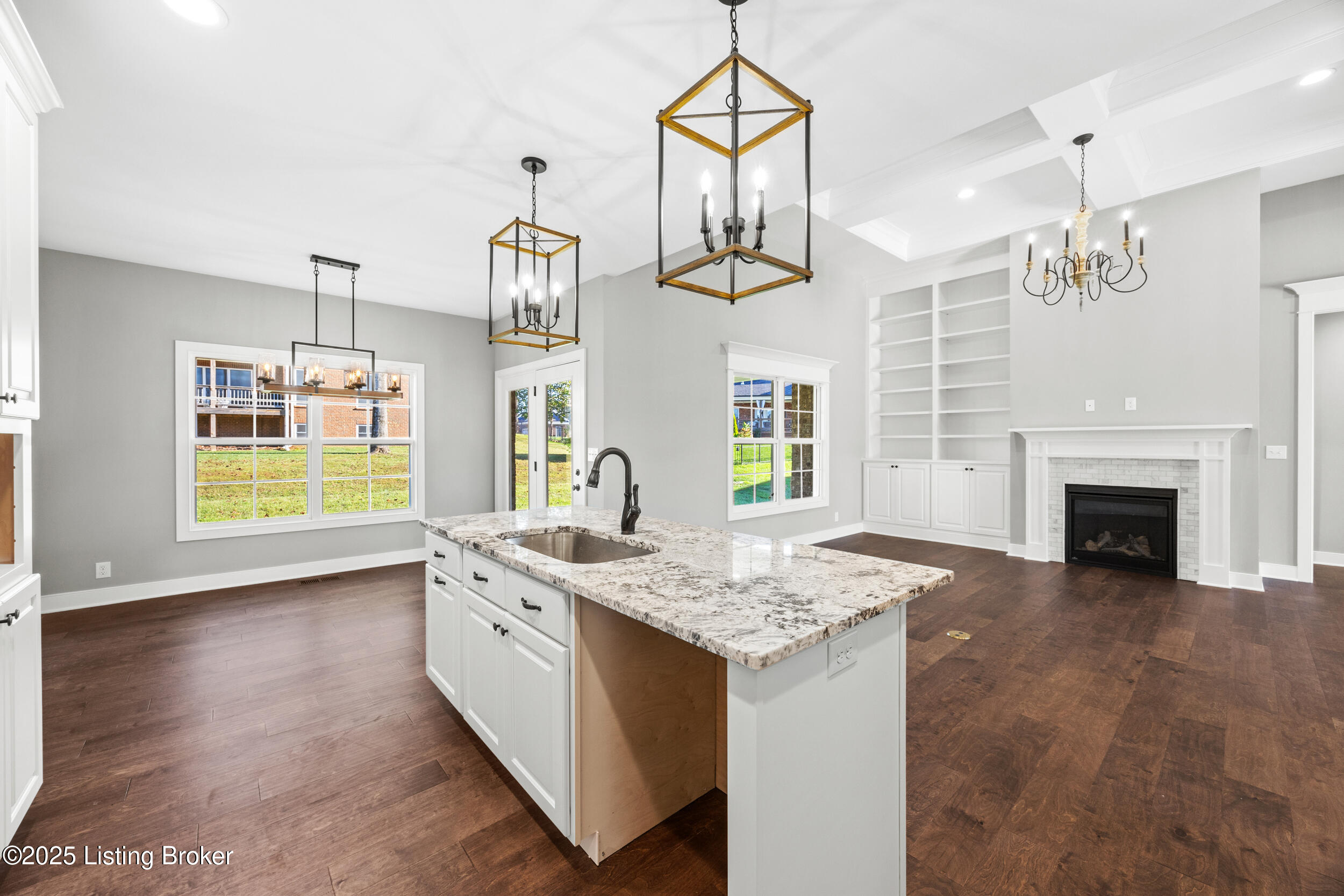 1630 Harmony Pointe Cir