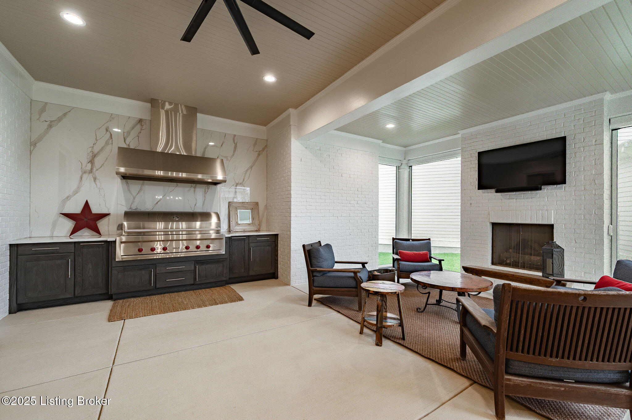 11414 River Beauty Loop, Prospect