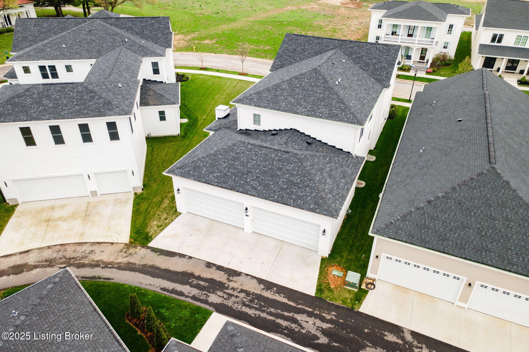 11414 River Beauty Loop, Prospect