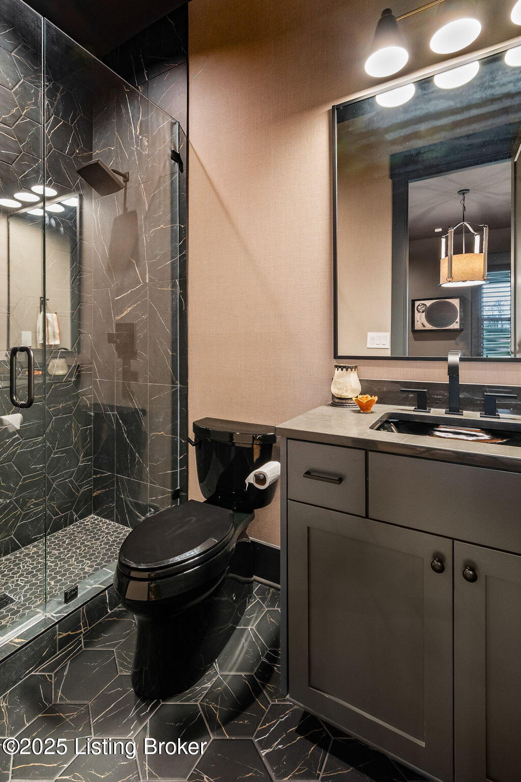 11414 River Beauty Loop, Prospect