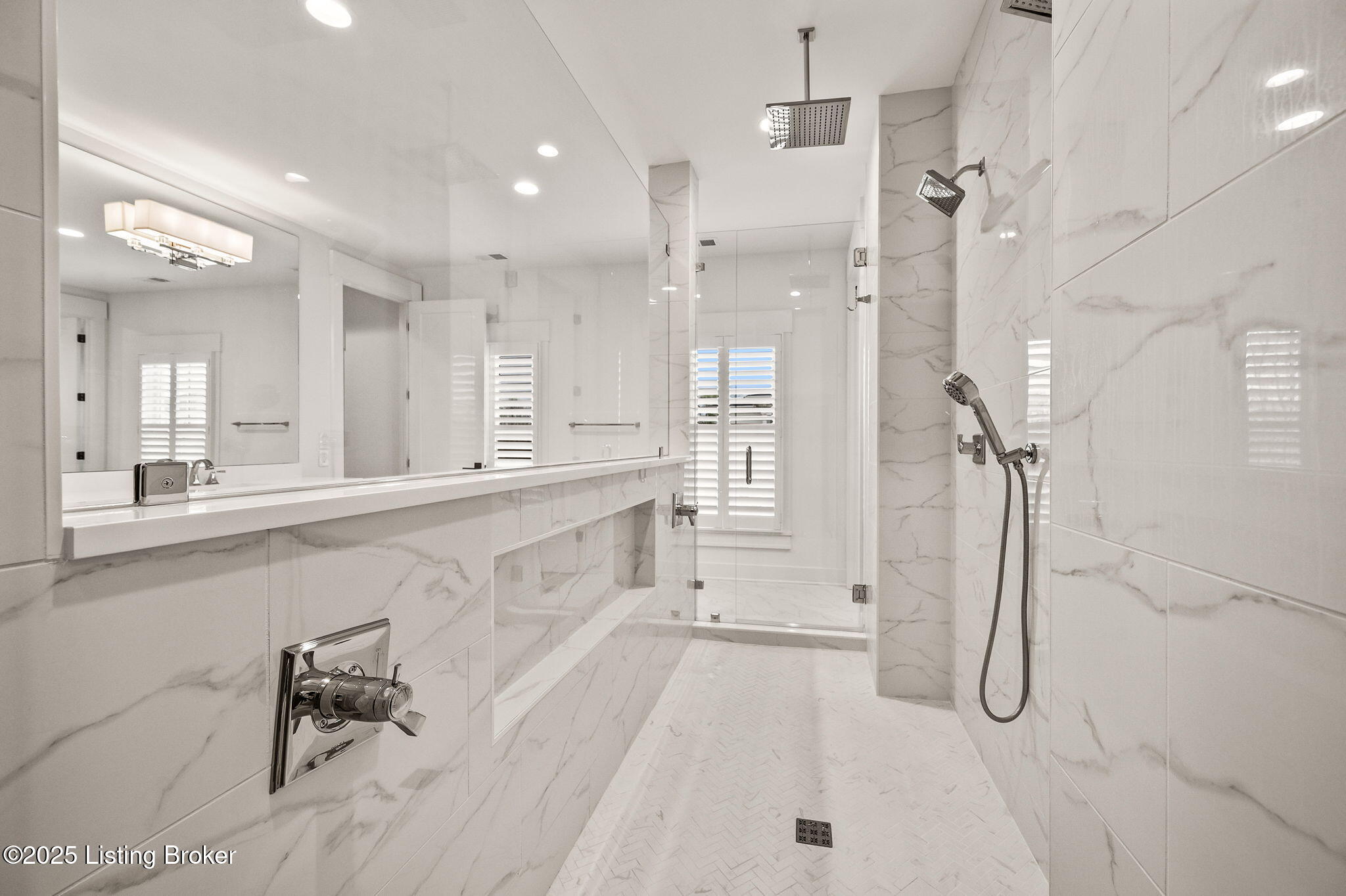 11414 River Beauty Loop, Prospect