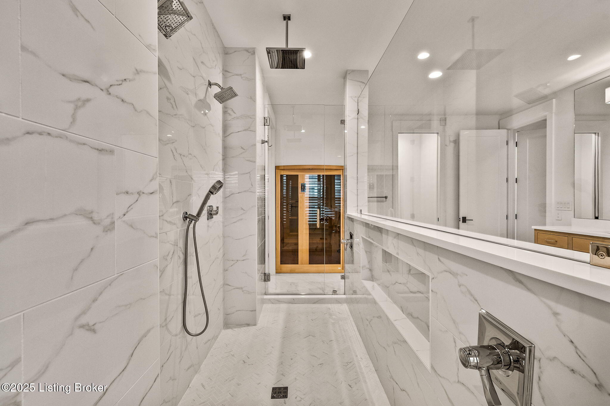 11414 River Beauty Loop, Prospect