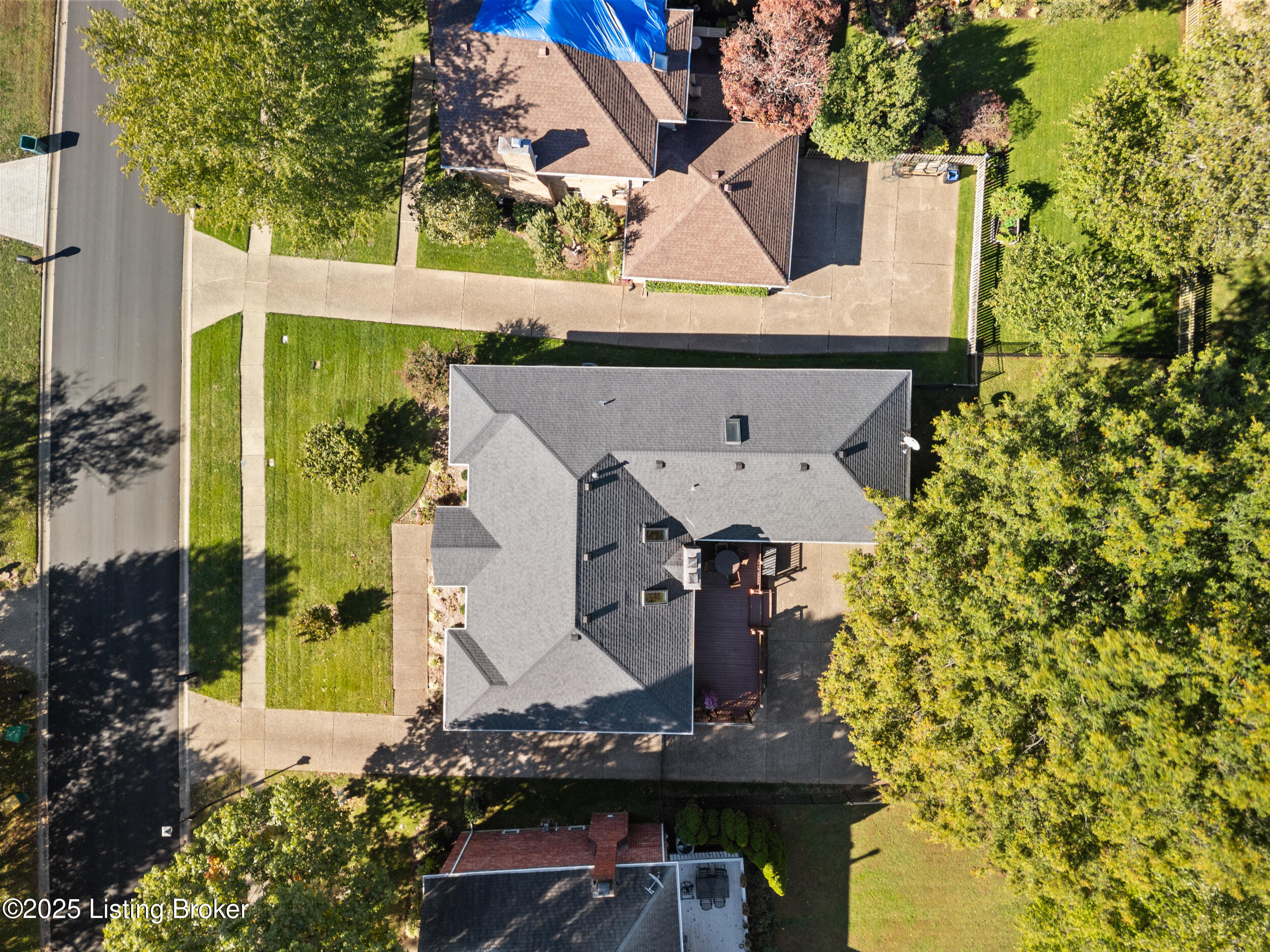 1027 Garden Creek Cir, Louisville