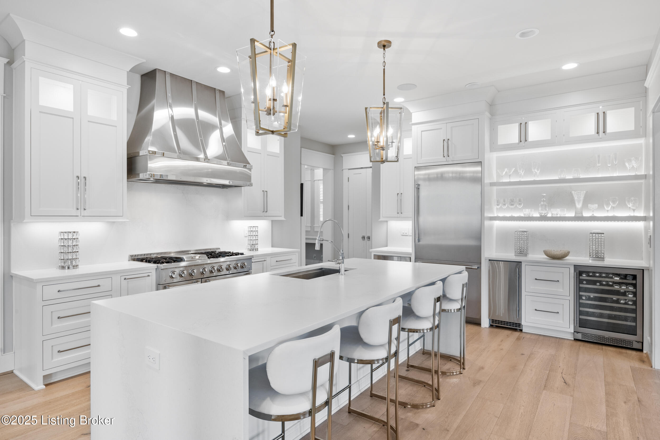 11018 Monkshood Dr, Prospect