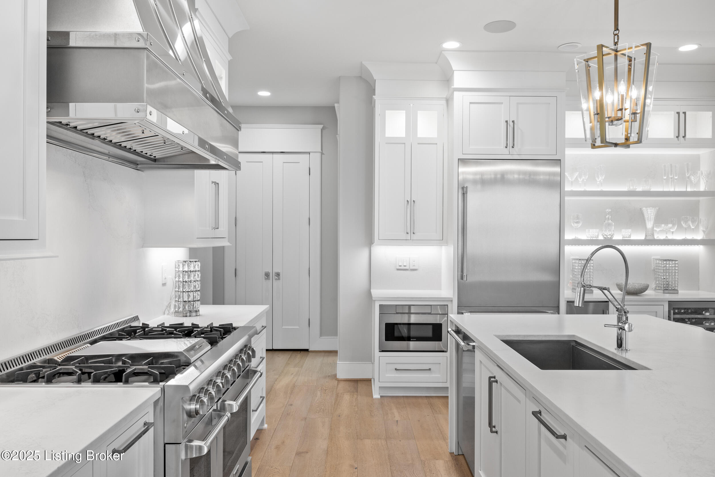 11018 Monkshood Dr, Prospect