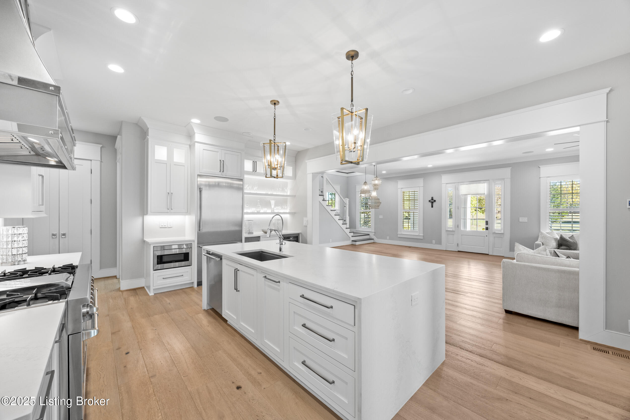 11018 Monkshood Dr, Prospect