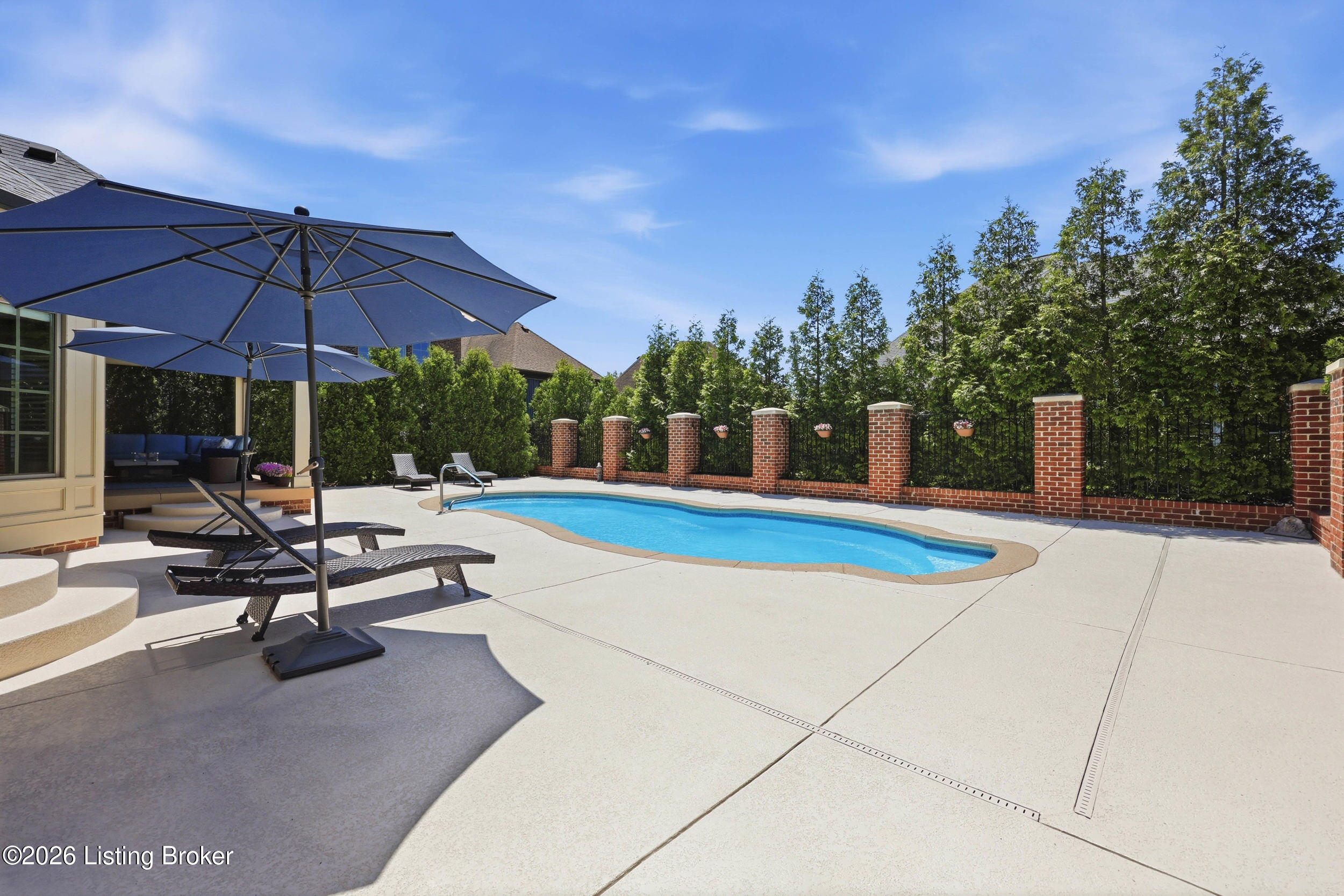 11010 Pebble Creek Dr