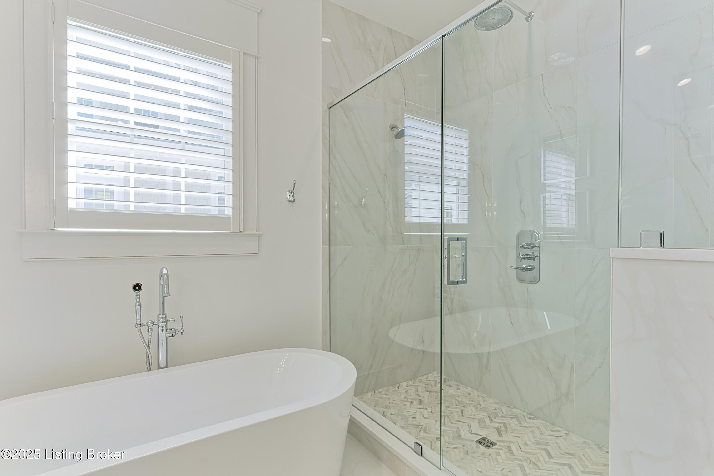 11608 River Beauty Loop