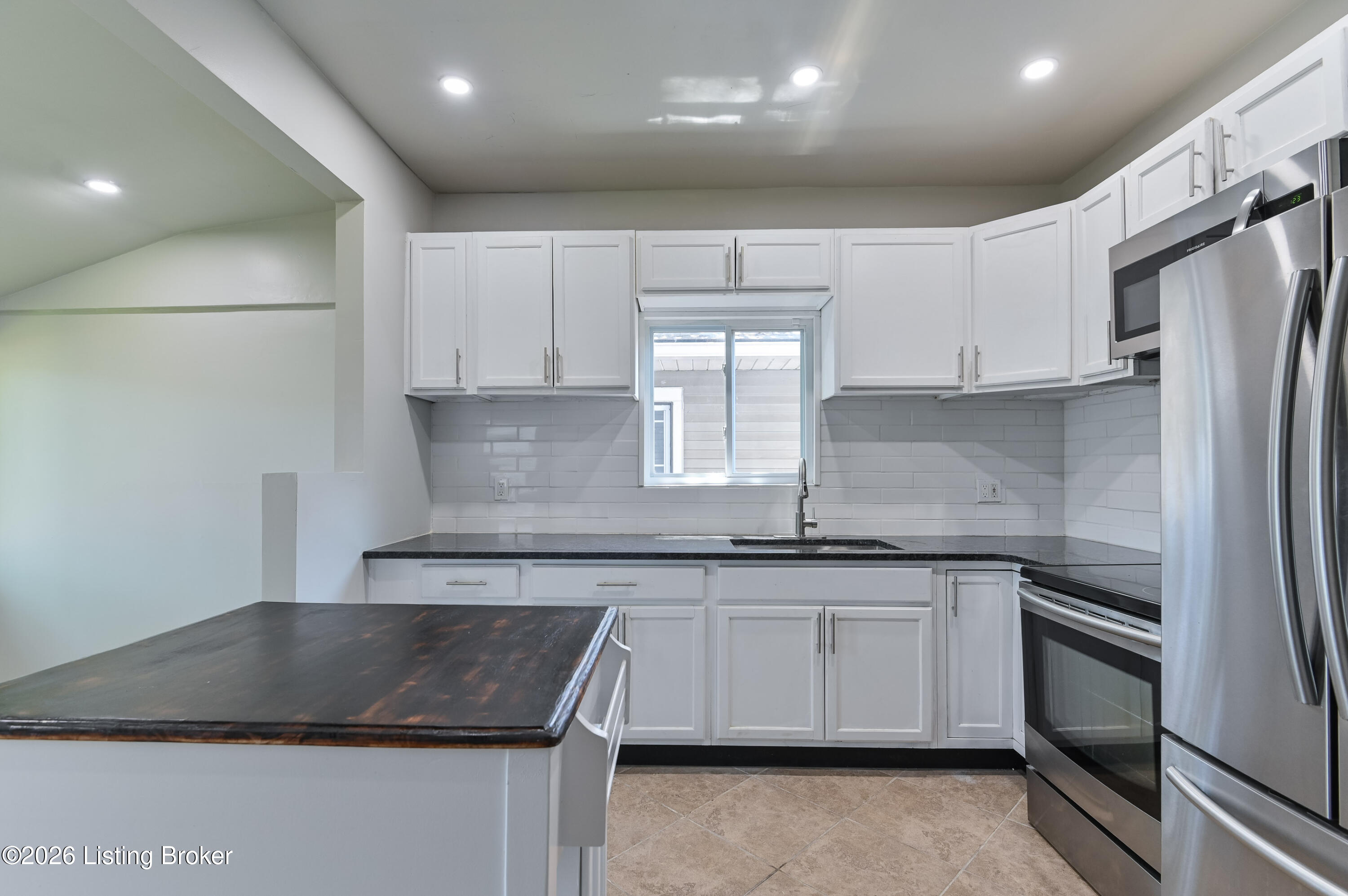 129 S 44th St