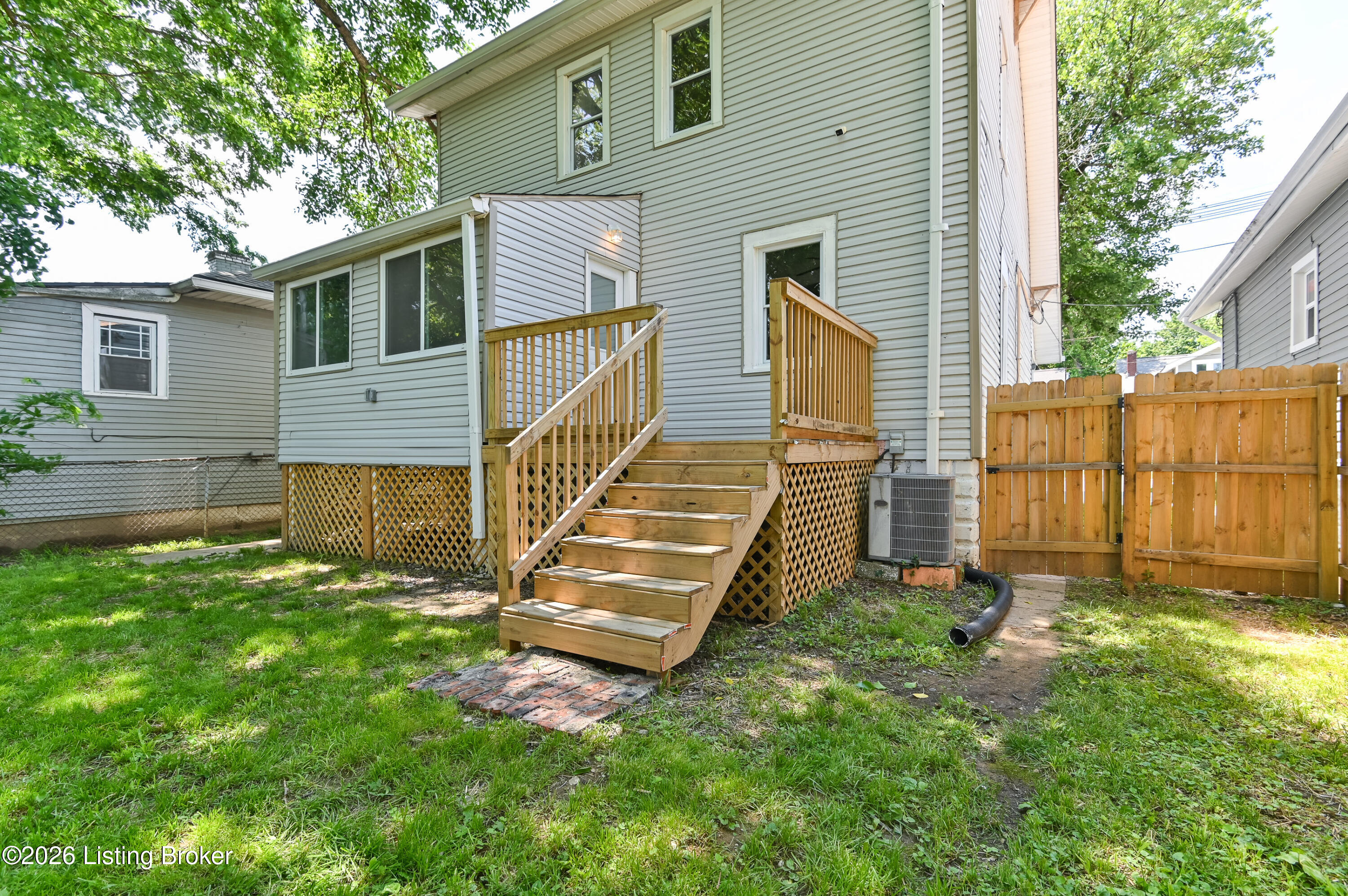 129 S 44th St