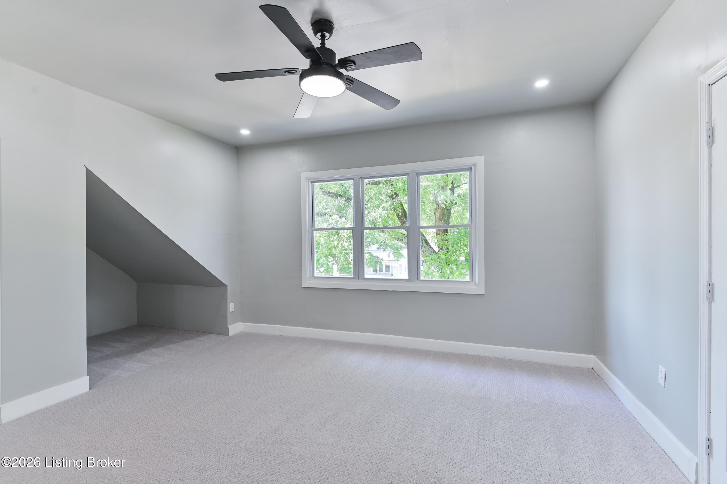 129 S 44th St