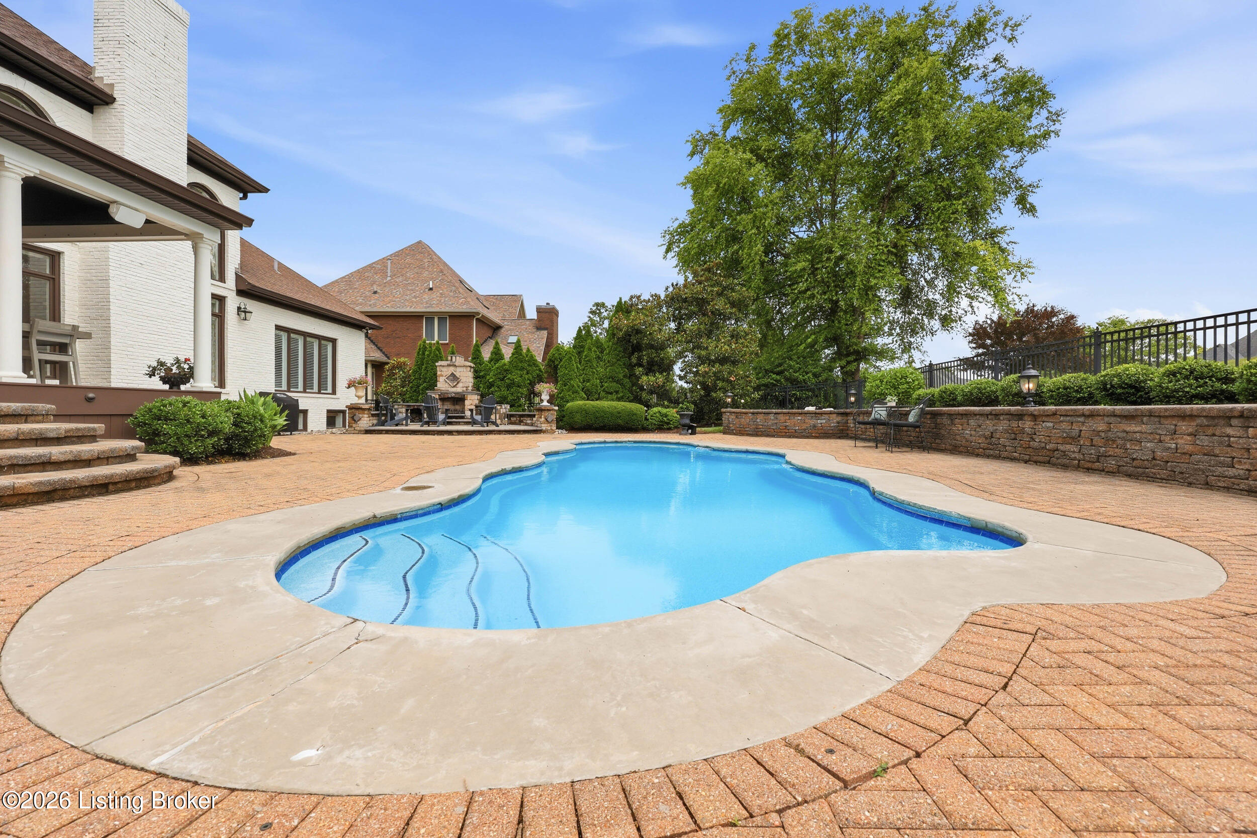 15116 Meadow Farms Ct
